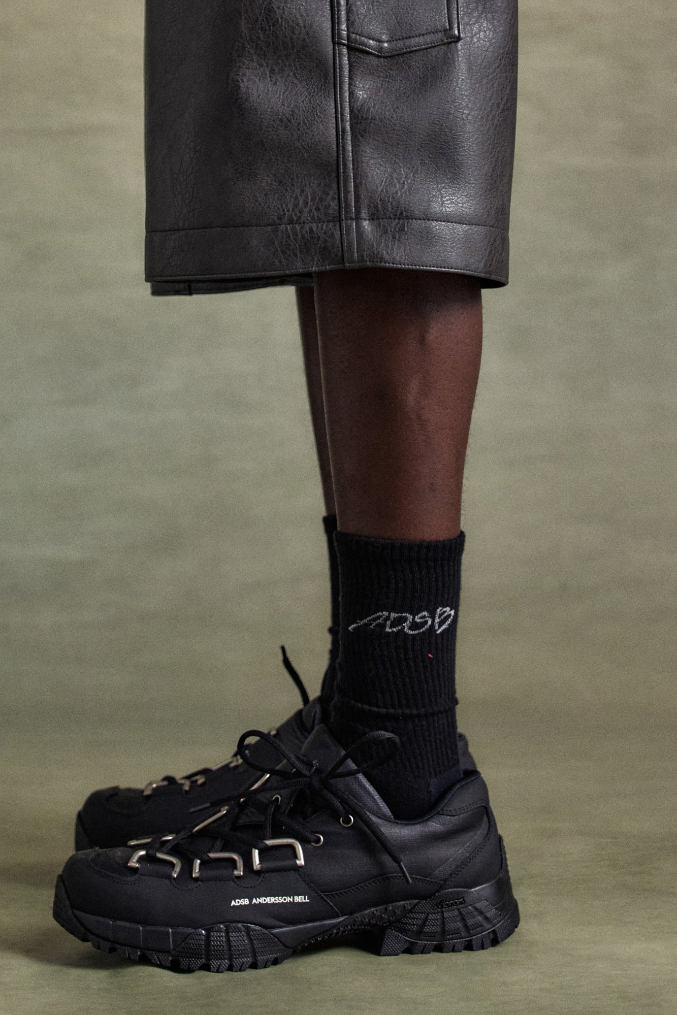 UNISEX TRAINER DIAGONALE aaa429u (BLACK)