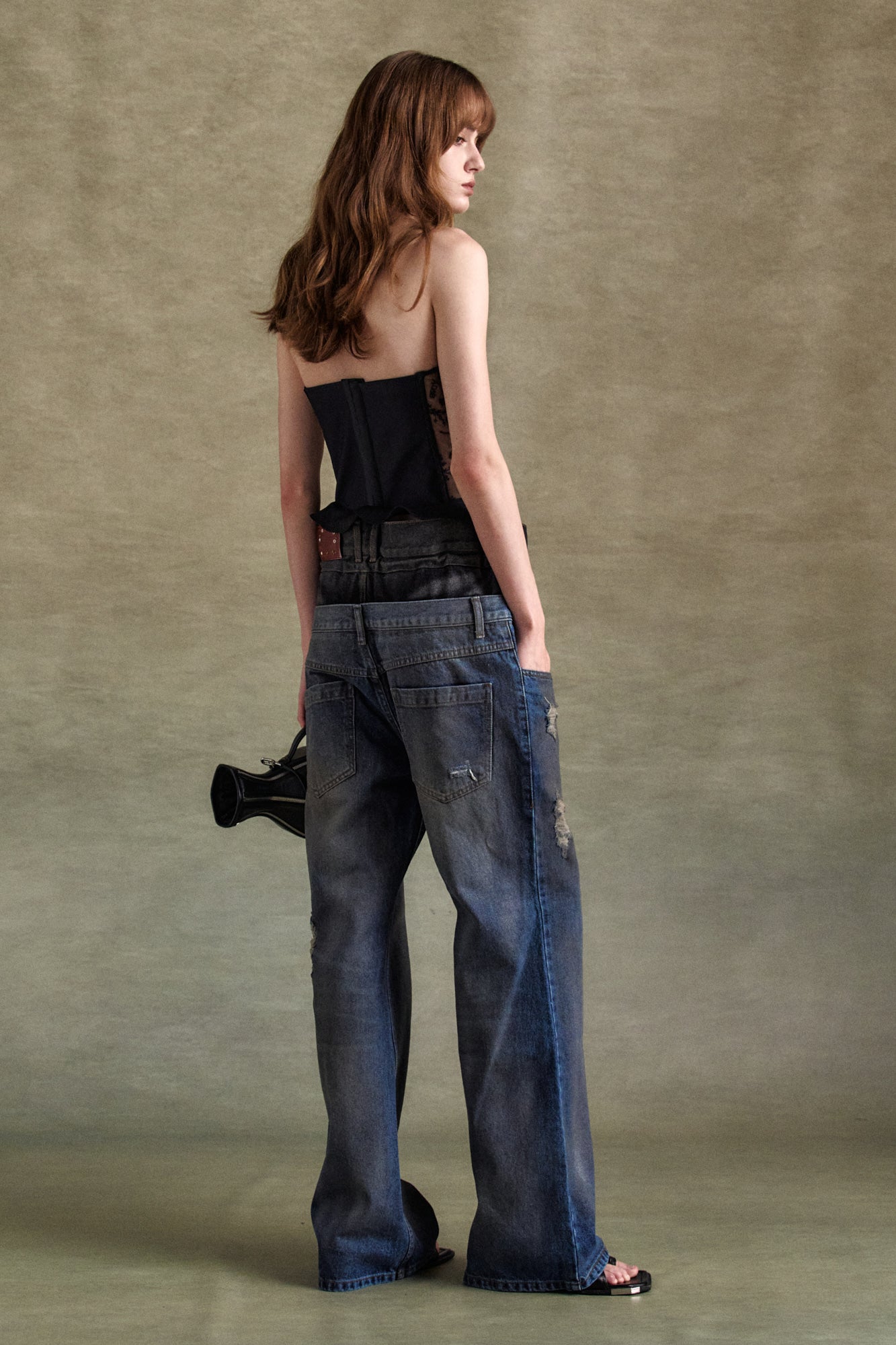 DUSTY SPRAY DOUBLE WAIST JEANS apa831w (BLUE BLACK)