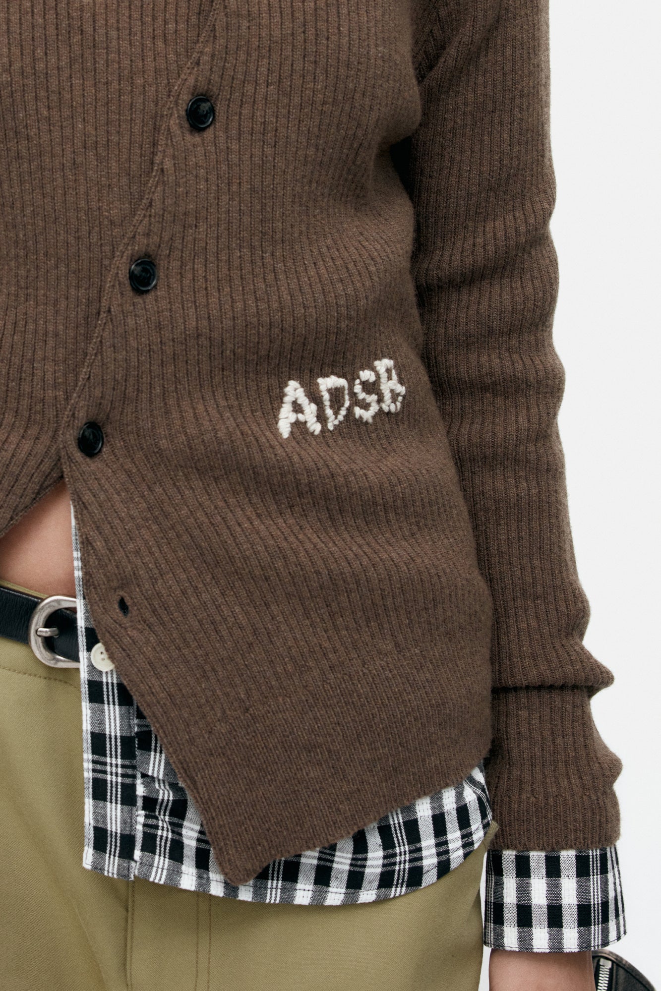 HAND STITCHED BASIC CARDIGAN atb1400w (BROWN)
