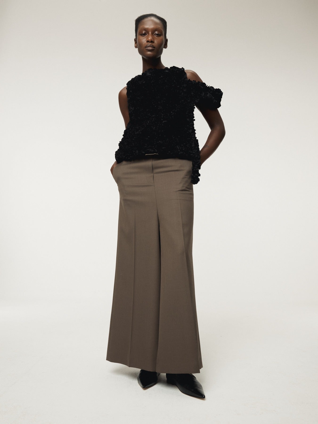 SINTRA SLIT SKIRT PANTS (DARK KHAKI)