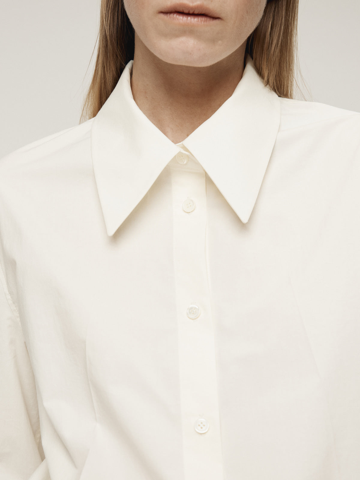 PLEATS CUFFS POINT SHIRT (CREAM)