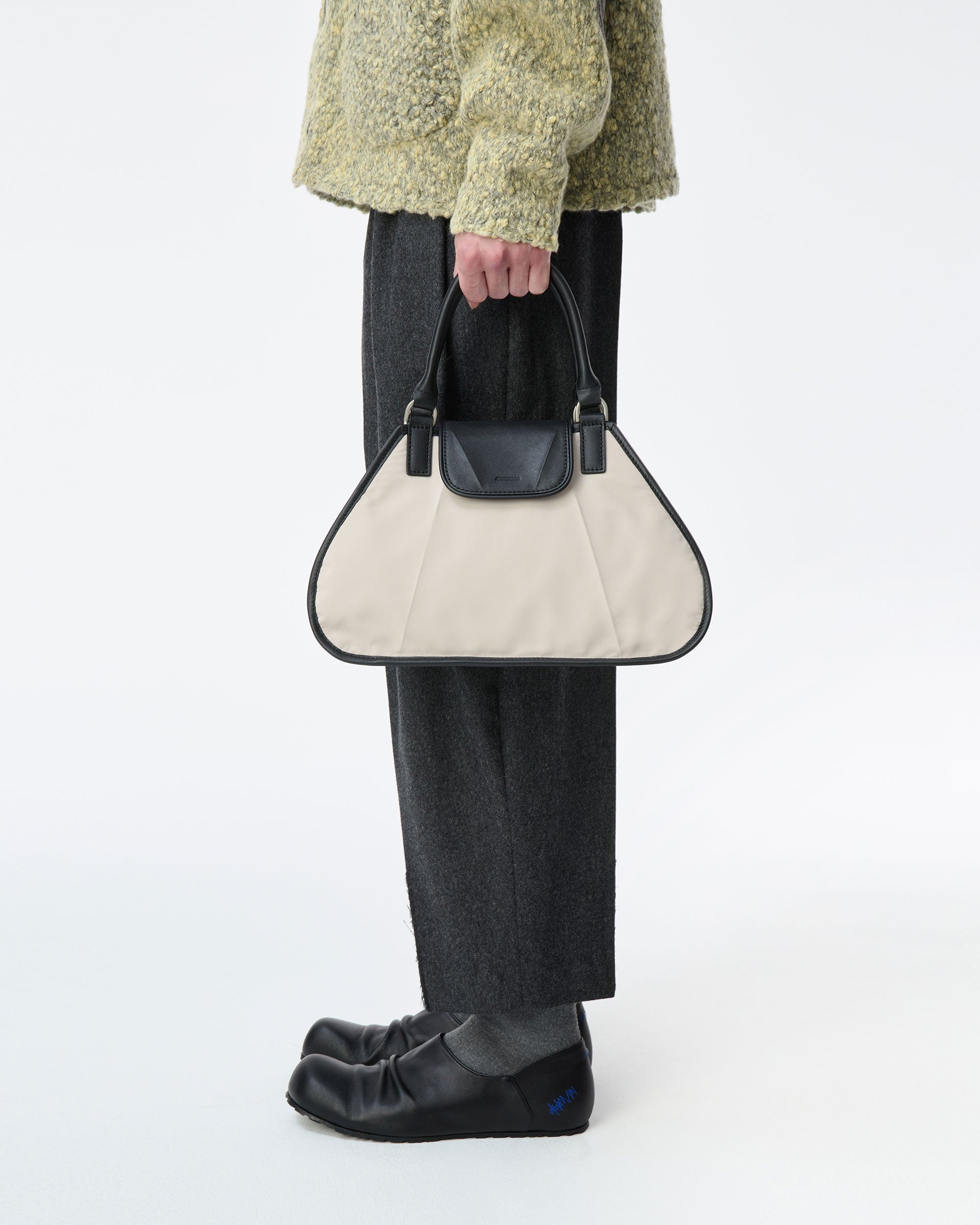 Trie Tote Bag Product. 96 (Beige)