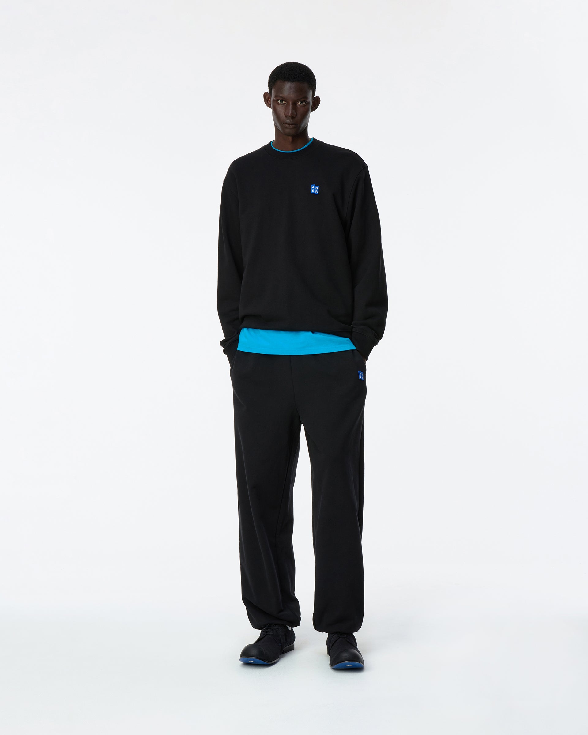 Sig; BL Tag sweatshirt 01