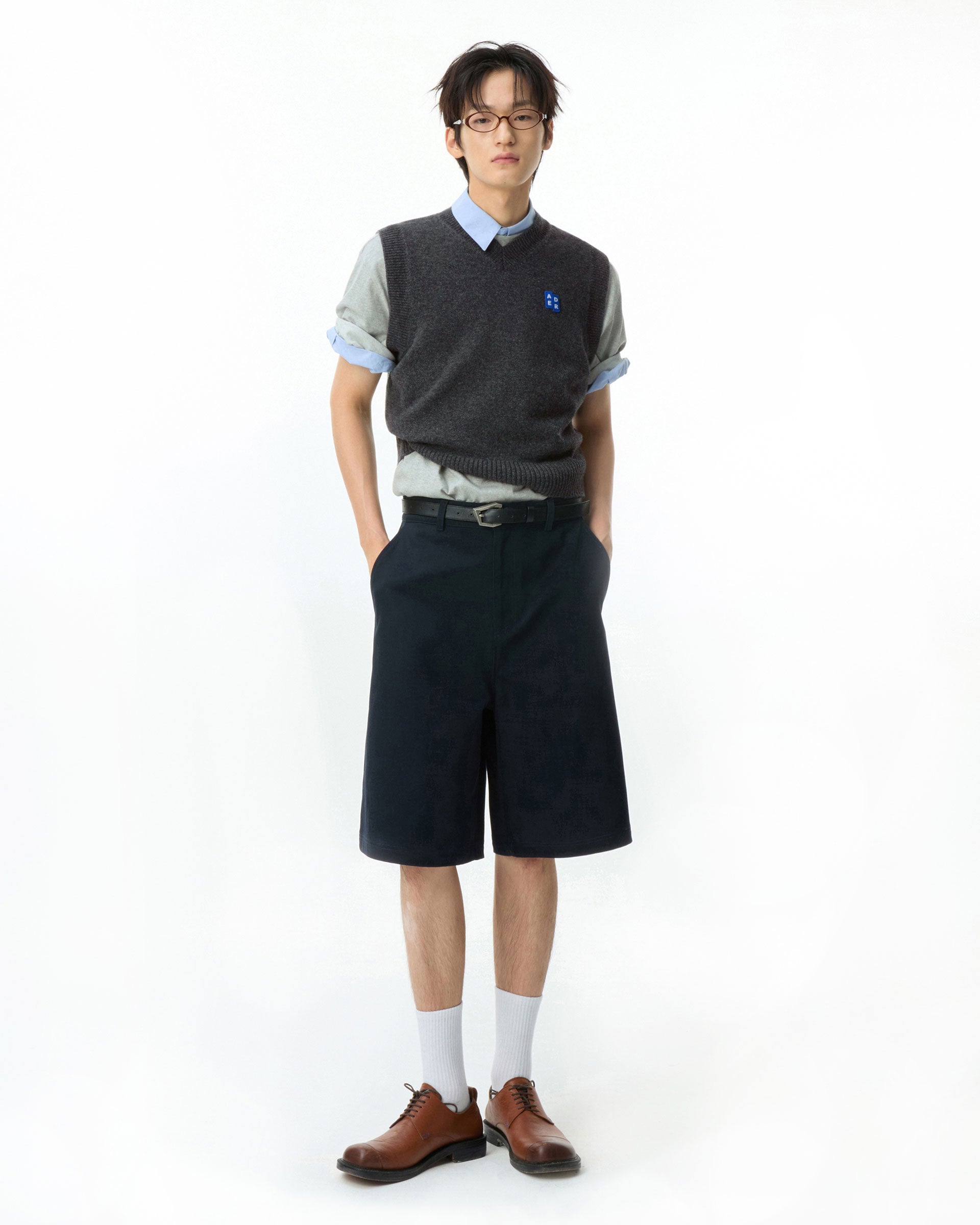 Sig; BL Tag knit vest 01