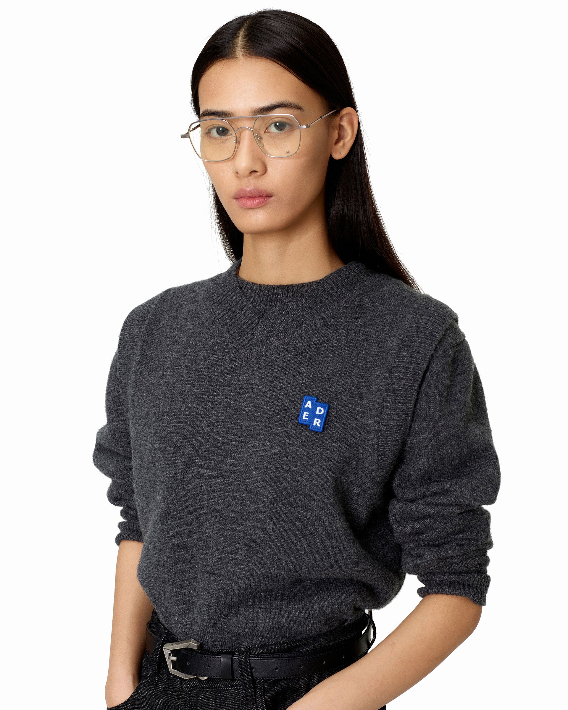 Sig; BL Tag knit vest 01