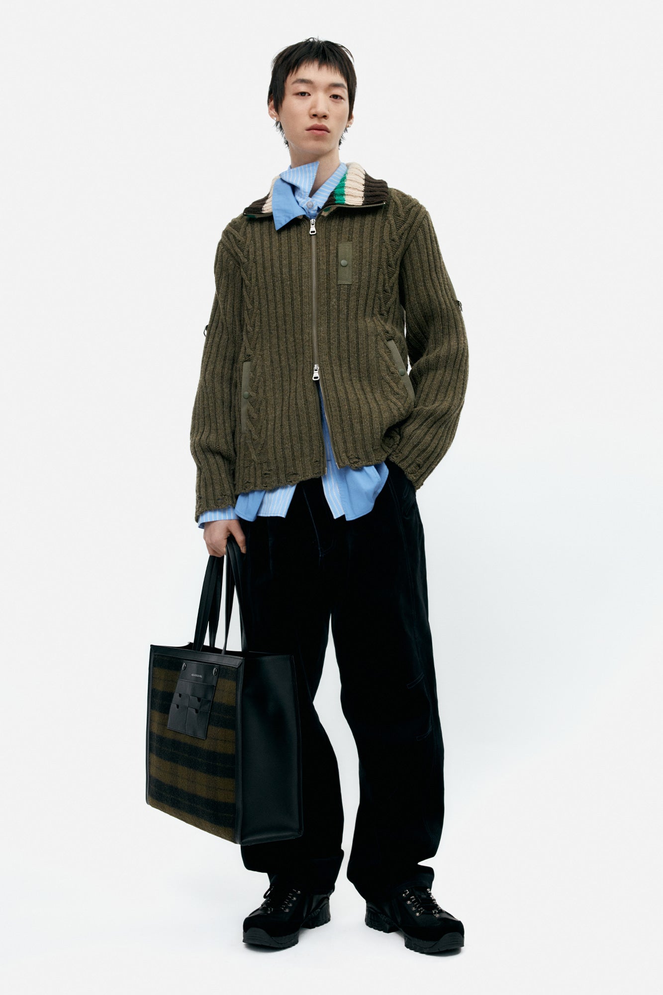 UNISEX VERONA TRAINER aaa496u(BLACK)