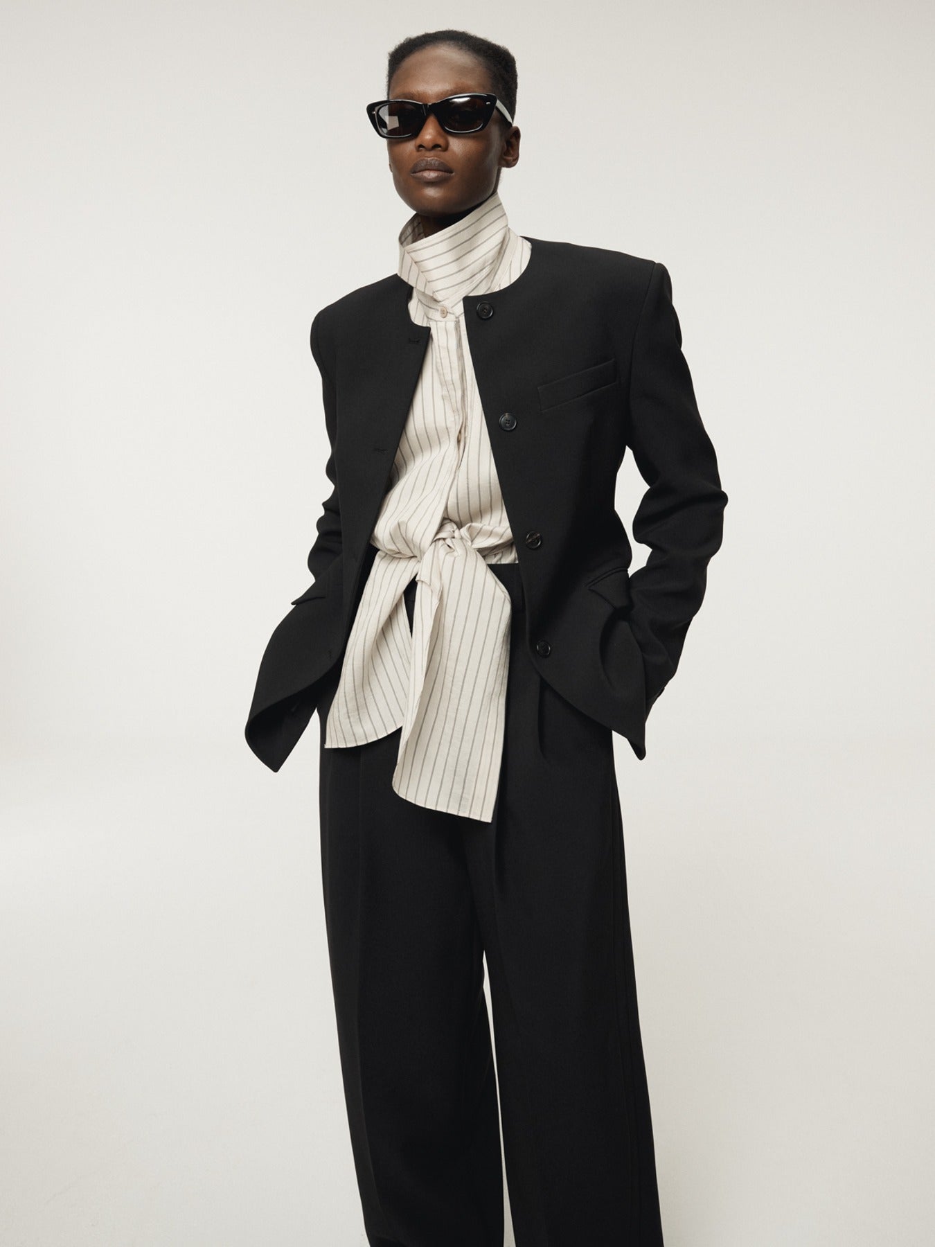 DOUBLE LAYER STRIPE SHIRT (PALE BEIGE)