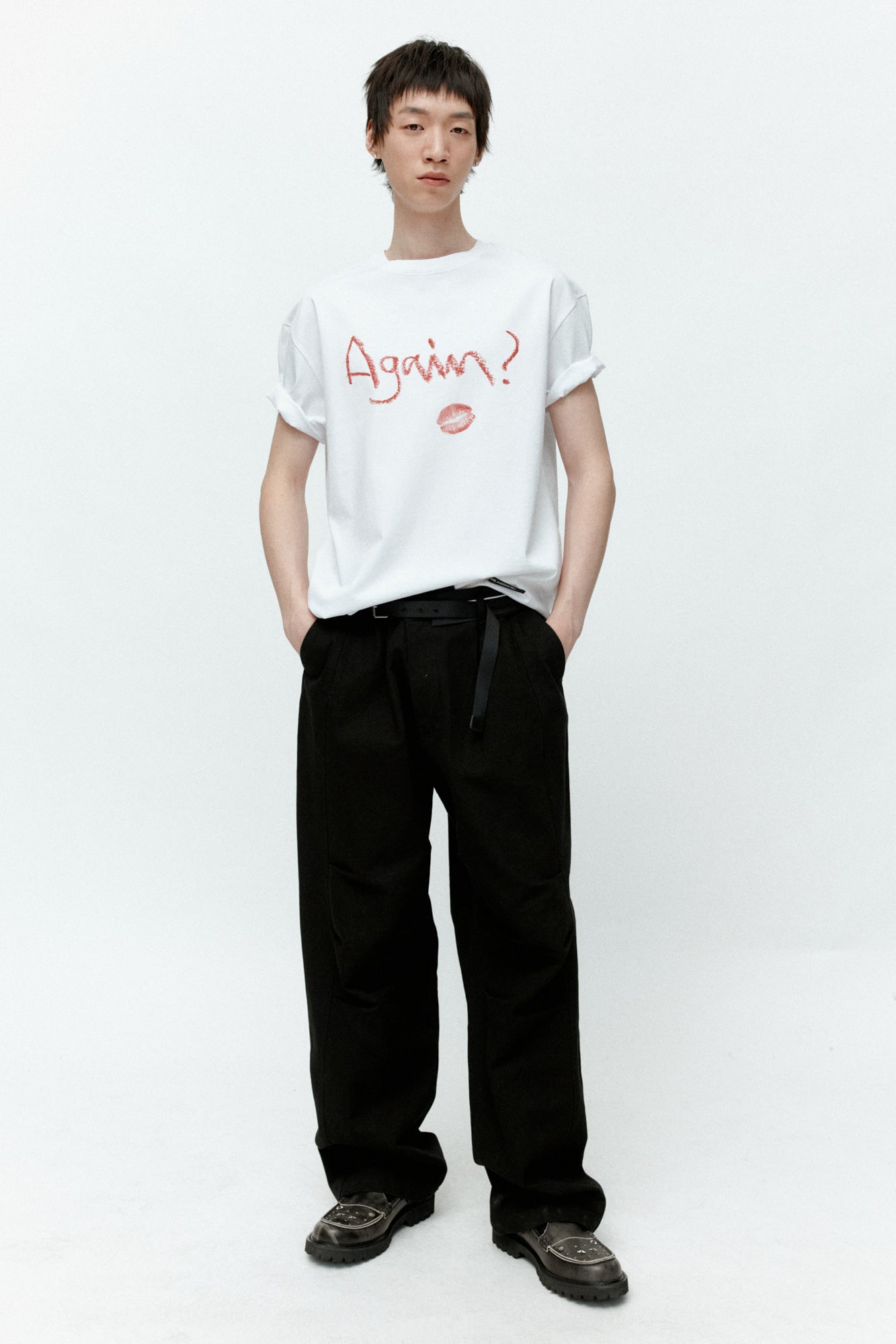 (ESSENTIAL) UNISEX AGAIN LIP T-SHIRT atb1406u(WHITE)