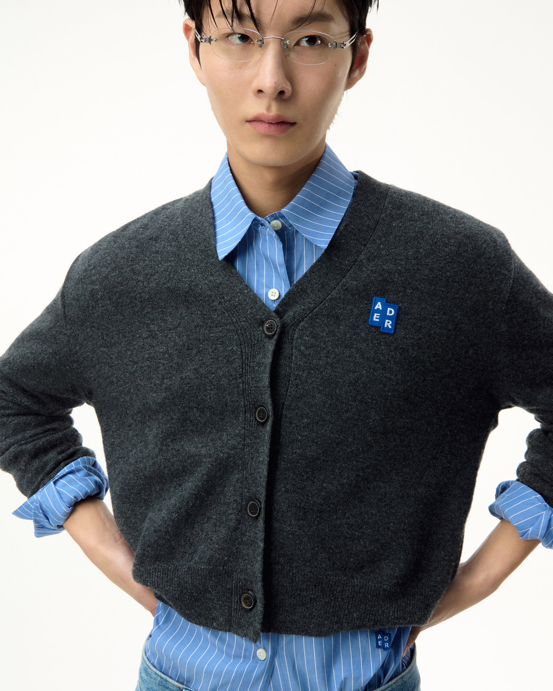 Sig; BL Tag cardigan 01