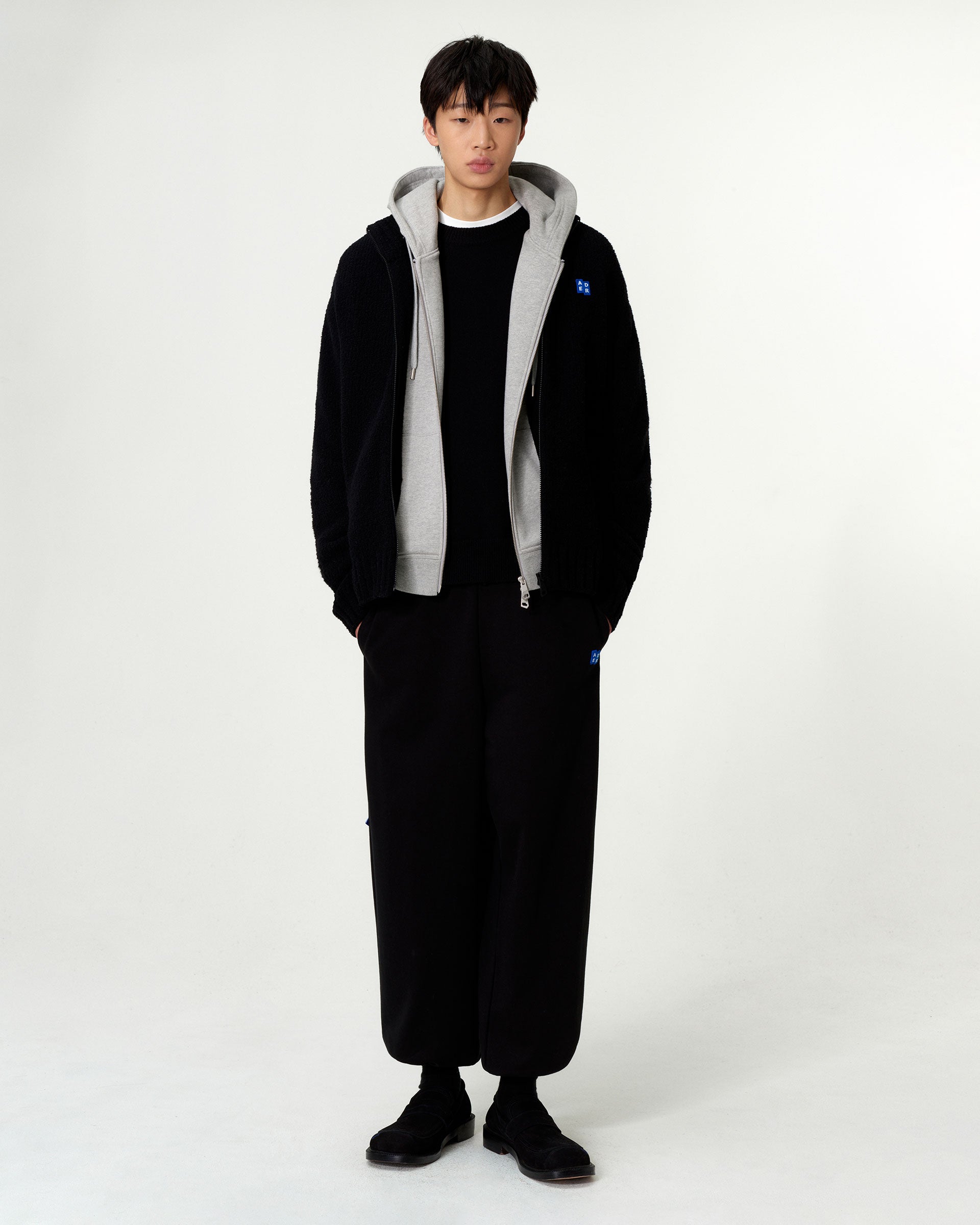 Sig; BL Tag knit zip-up 01