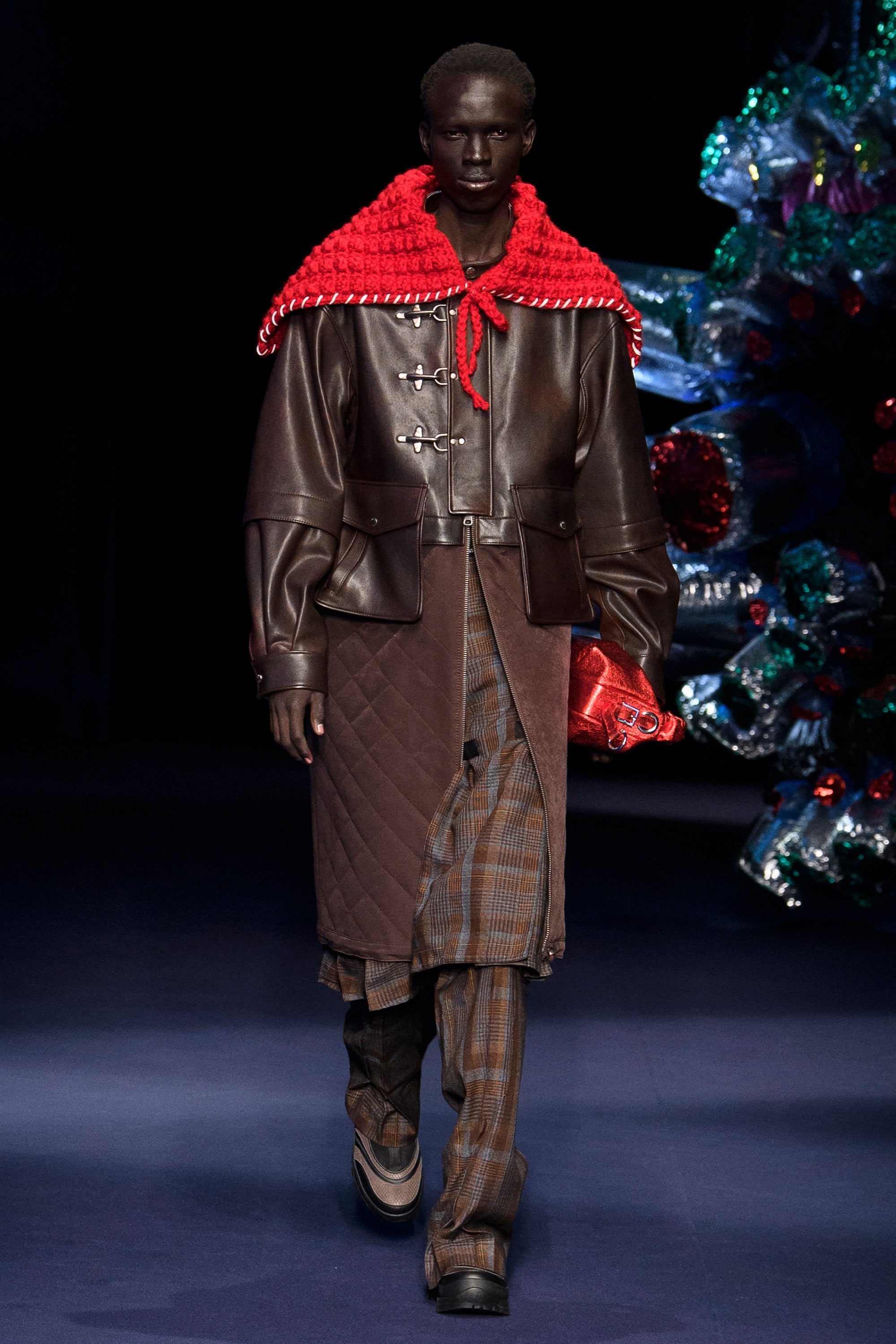 CHUNKY WOOL-BLEND HAND KNITTED SCARF aaa428u(RED)