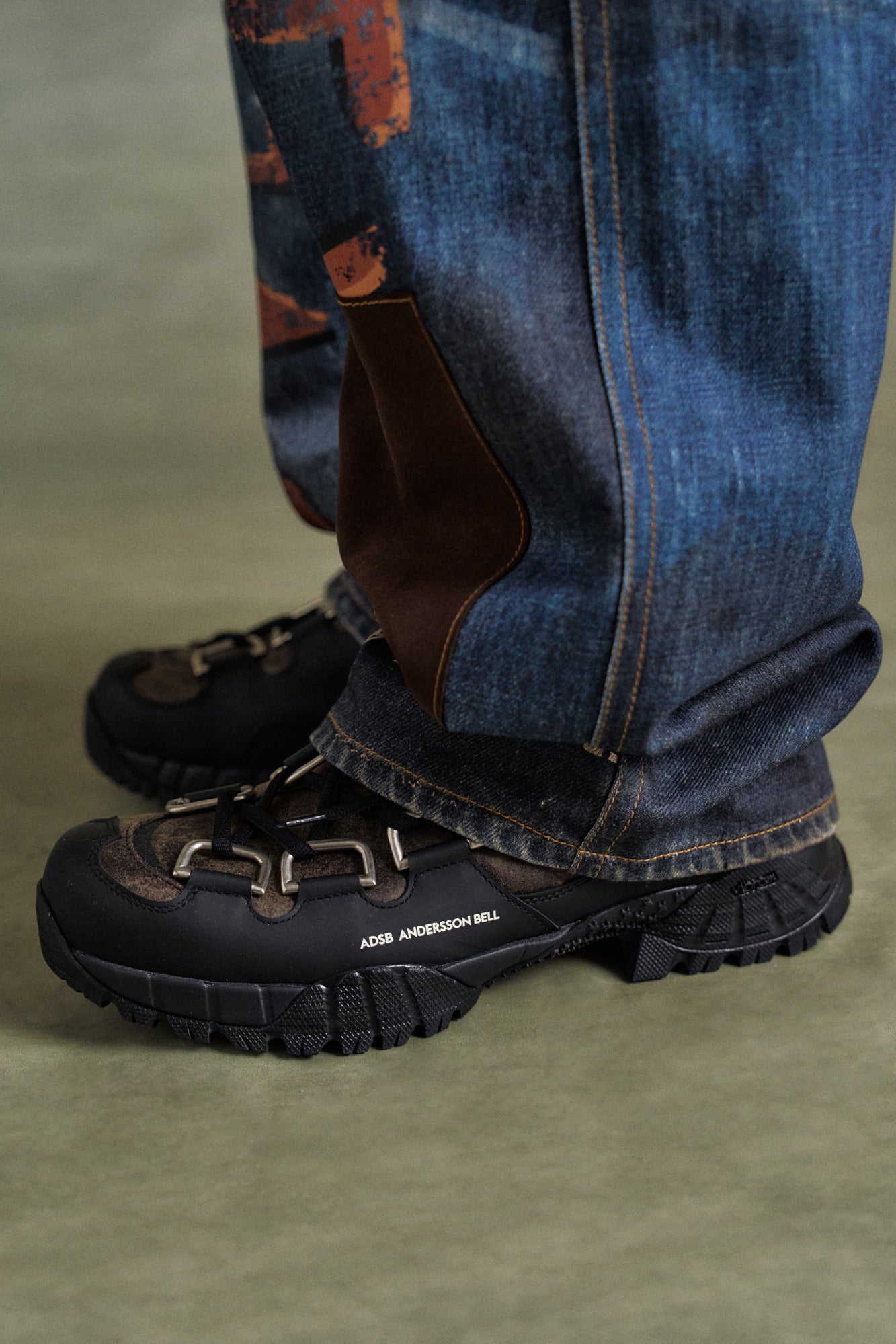 UNISEX TRAINER DIAGONALE aaa430u (BROWN)