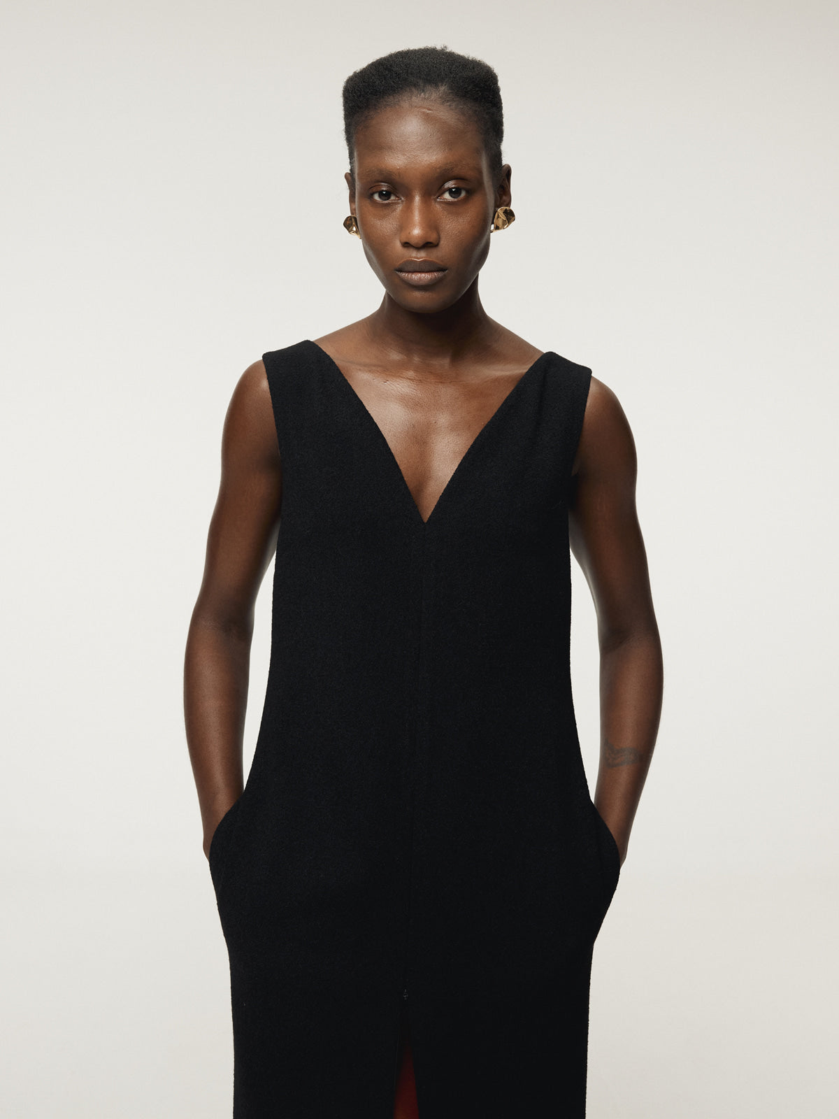 FRONT OPEN LONG DRESS (BLACK)