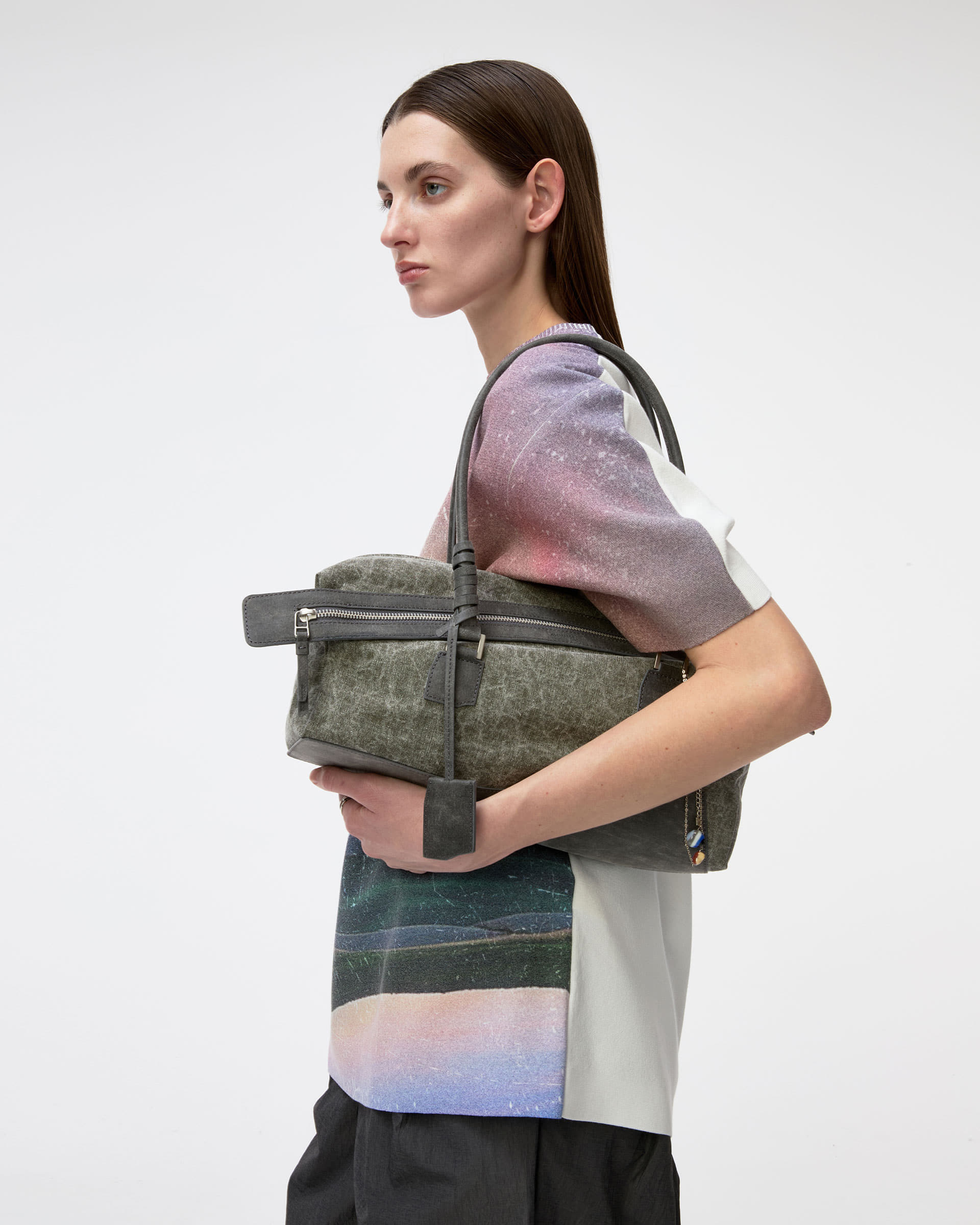 Half Sleeve Knit Product. 60