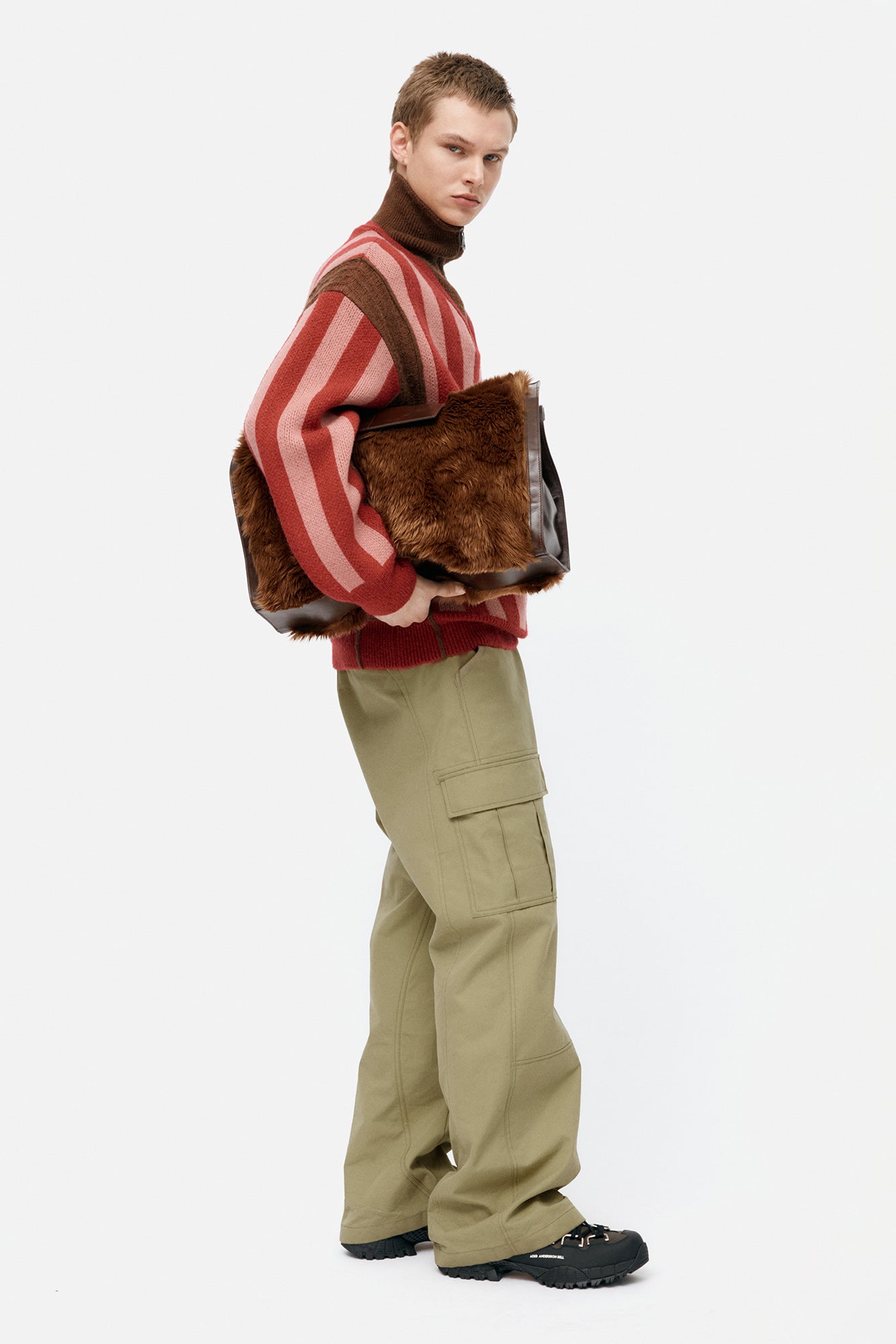 LINUS FUR BAG aaa493u (BROWN)