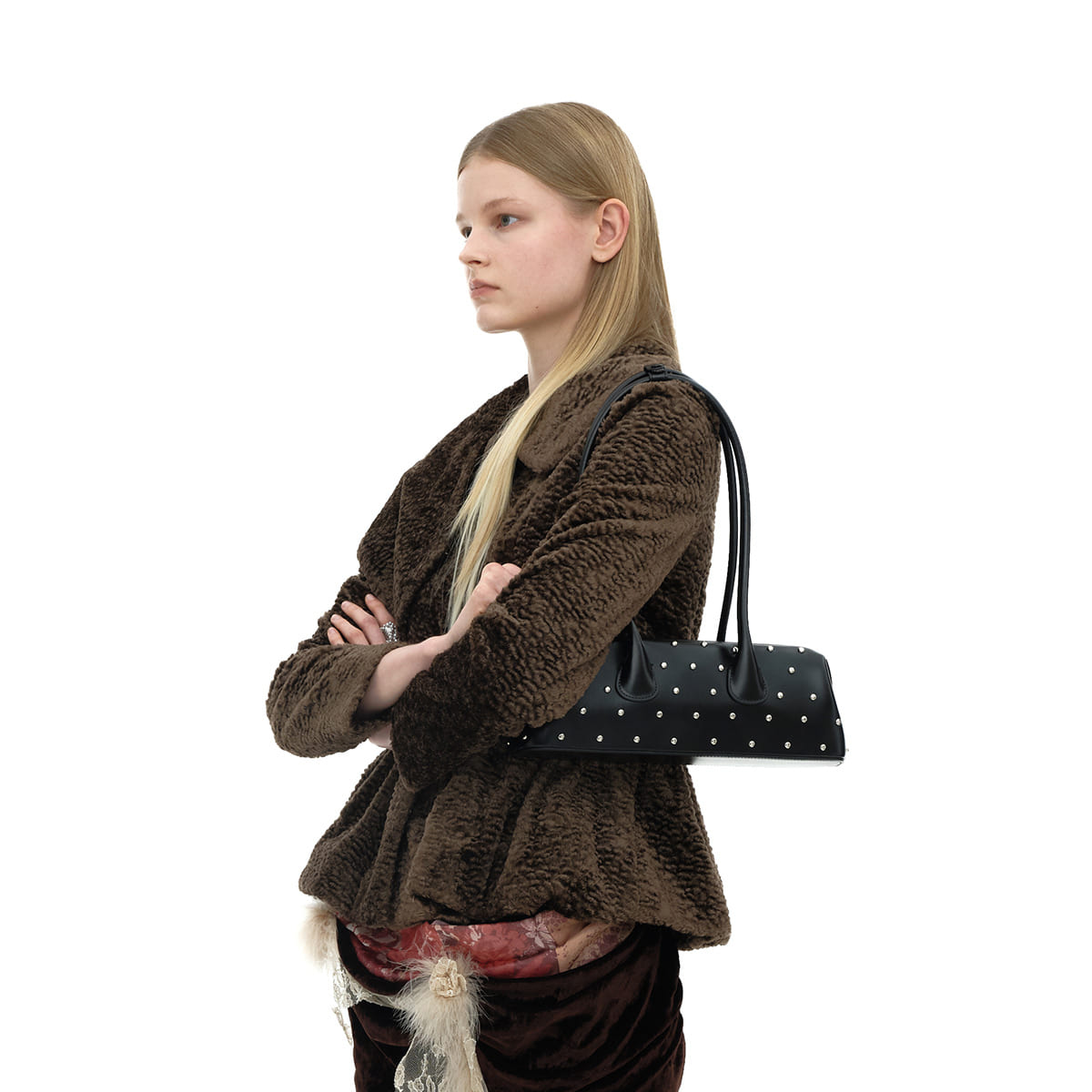 BOAT WIDE MINI [BLACK STUD]