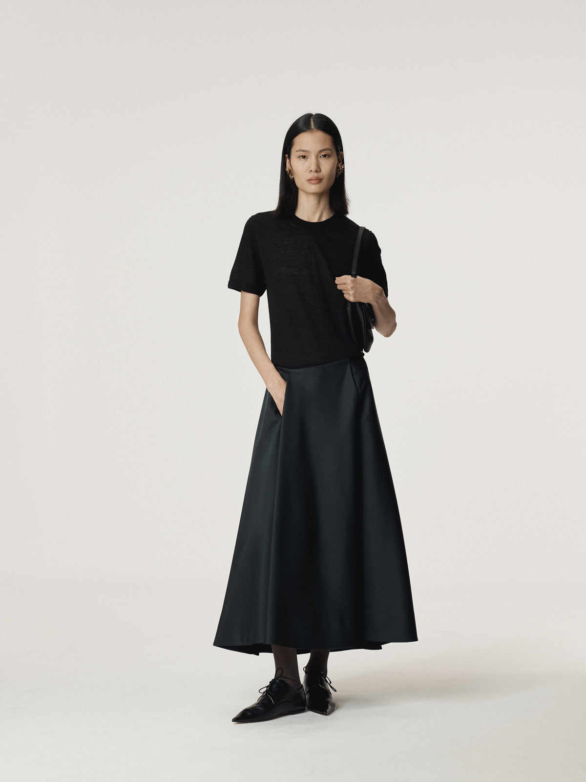 CIRCLE FLARE SKIRT (BLACK)