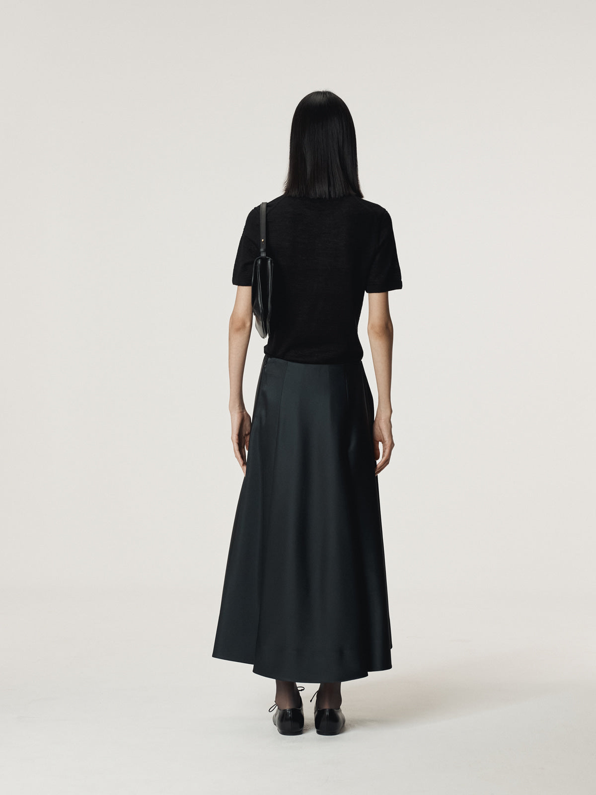 CIRCLE FLARE SKIRT (BLACK)