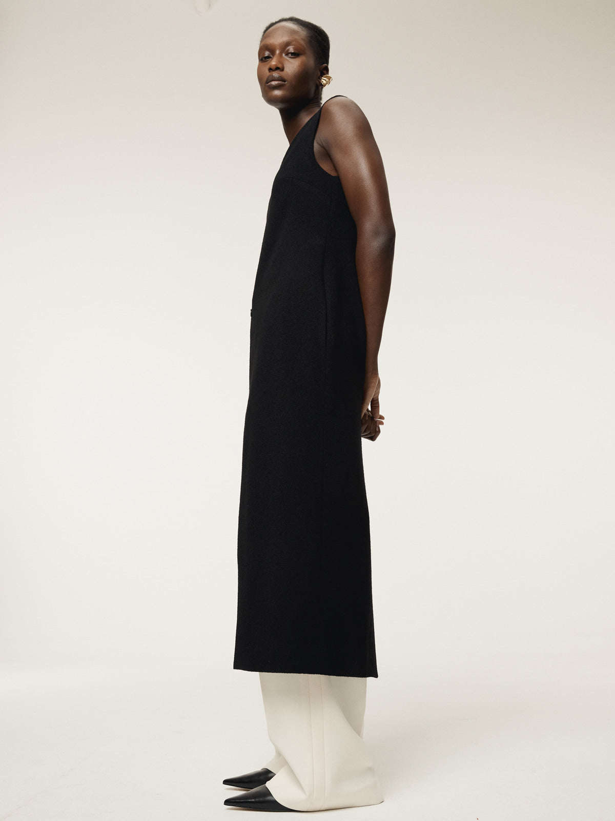 FRONT OPEN LONG DRESS (BLACK)