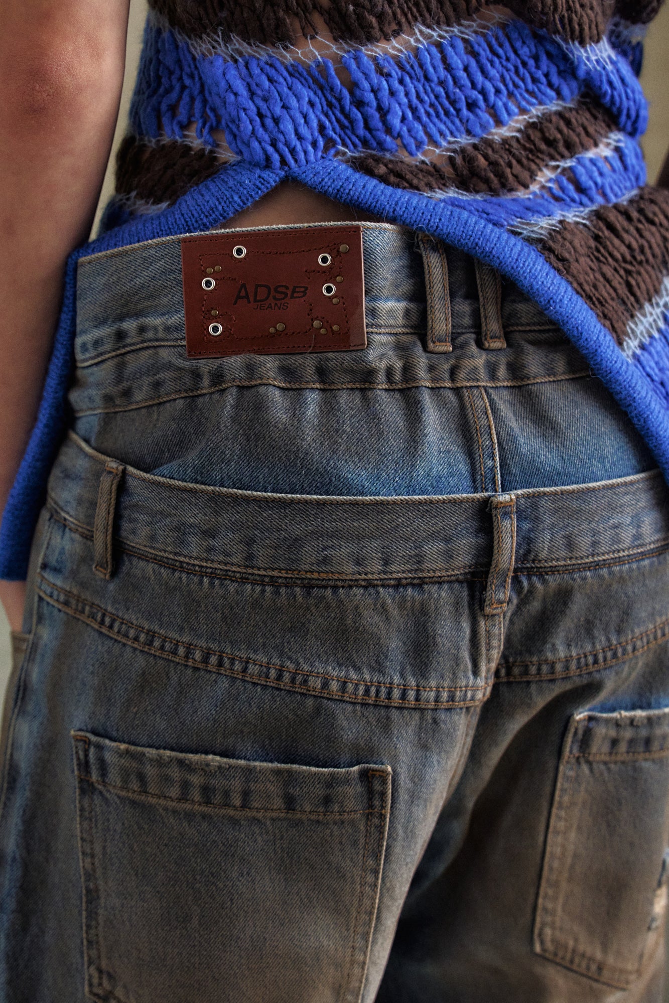 VINTAGE SPRAY DOUBLE WAIST JEANS apa832u (DUSTY BLUE)