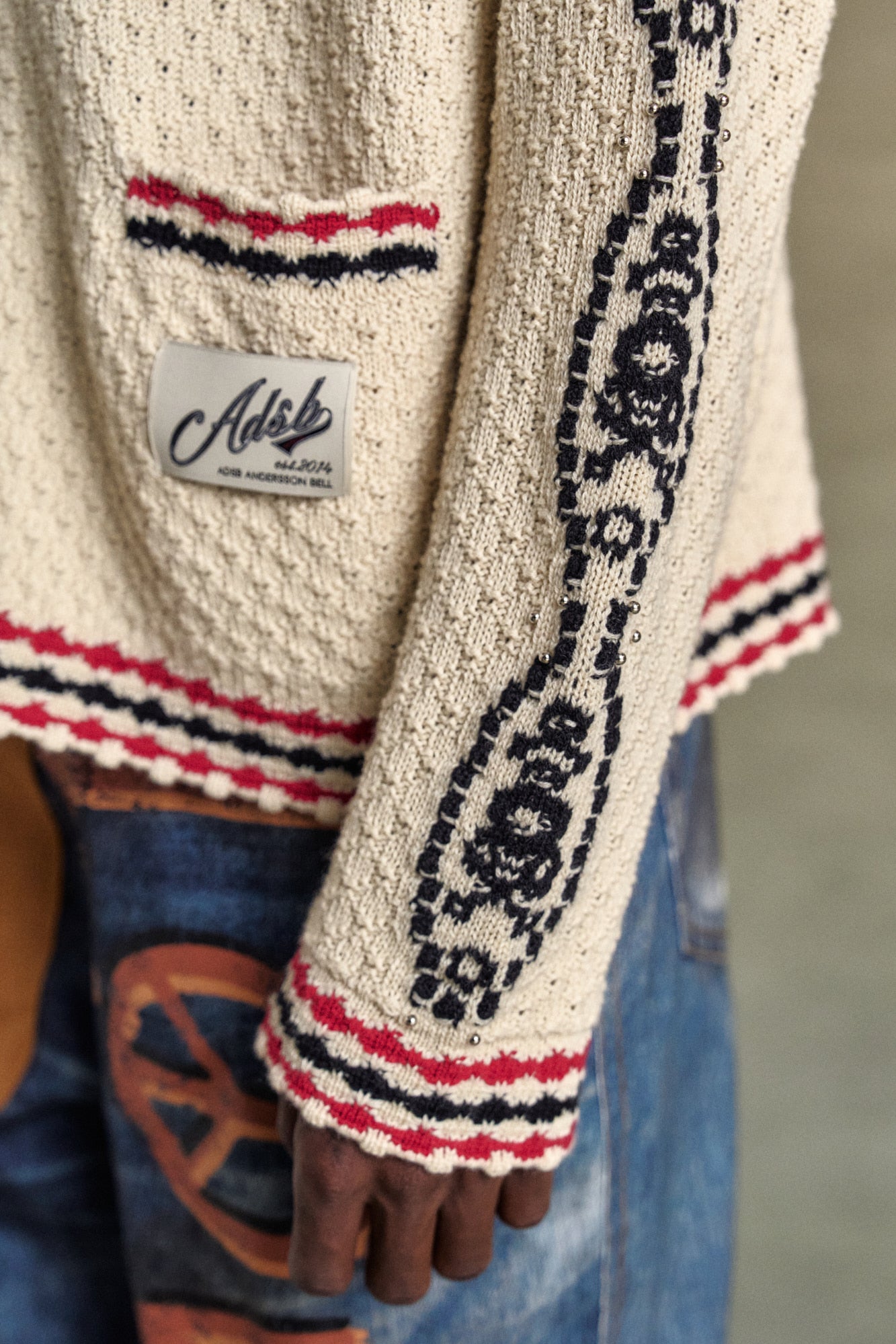 [Few Restocked] FANTASIA ROUND-NECK CARDIGAN atb1244m(ECRU)