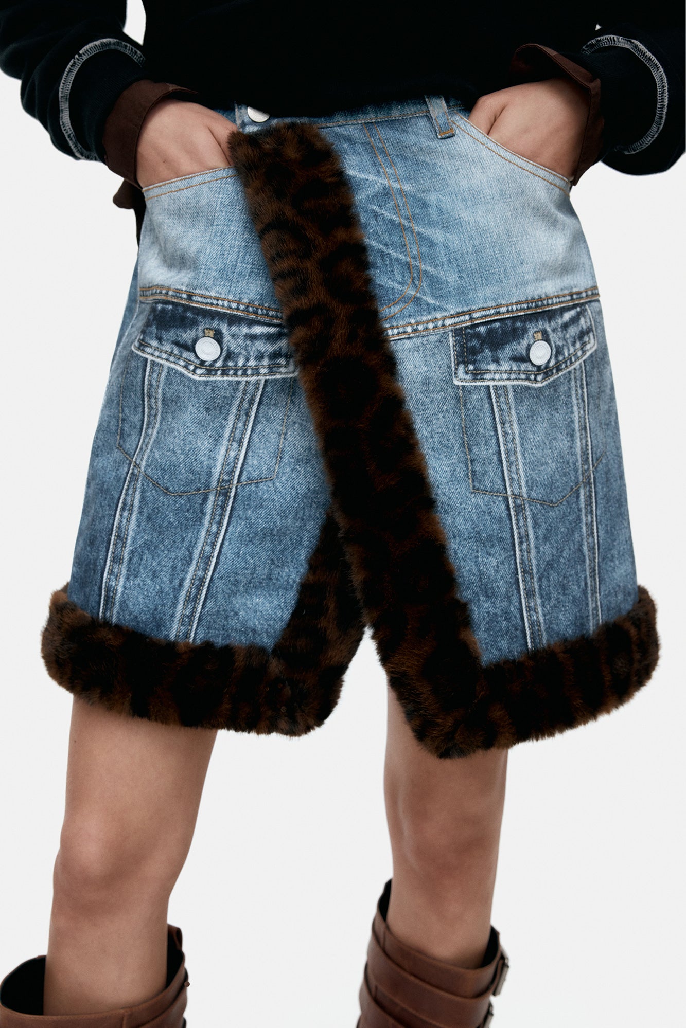 FUR-EDGED DENIM PRINT SKIRT apa863w(BLUE)