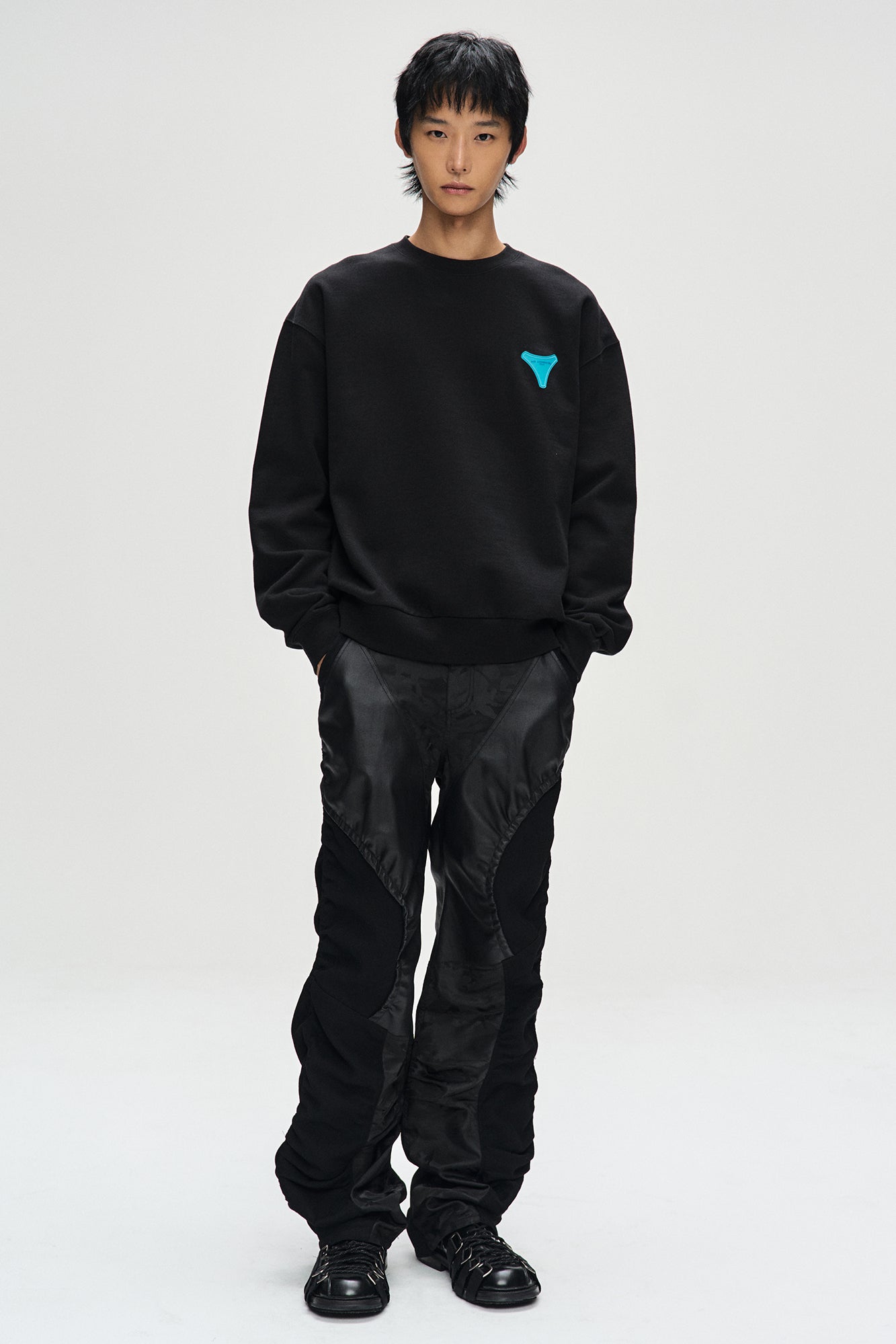 UNISEX STOOL PATCH LOGO SWEATSHIRTS atb1272u (PINK)