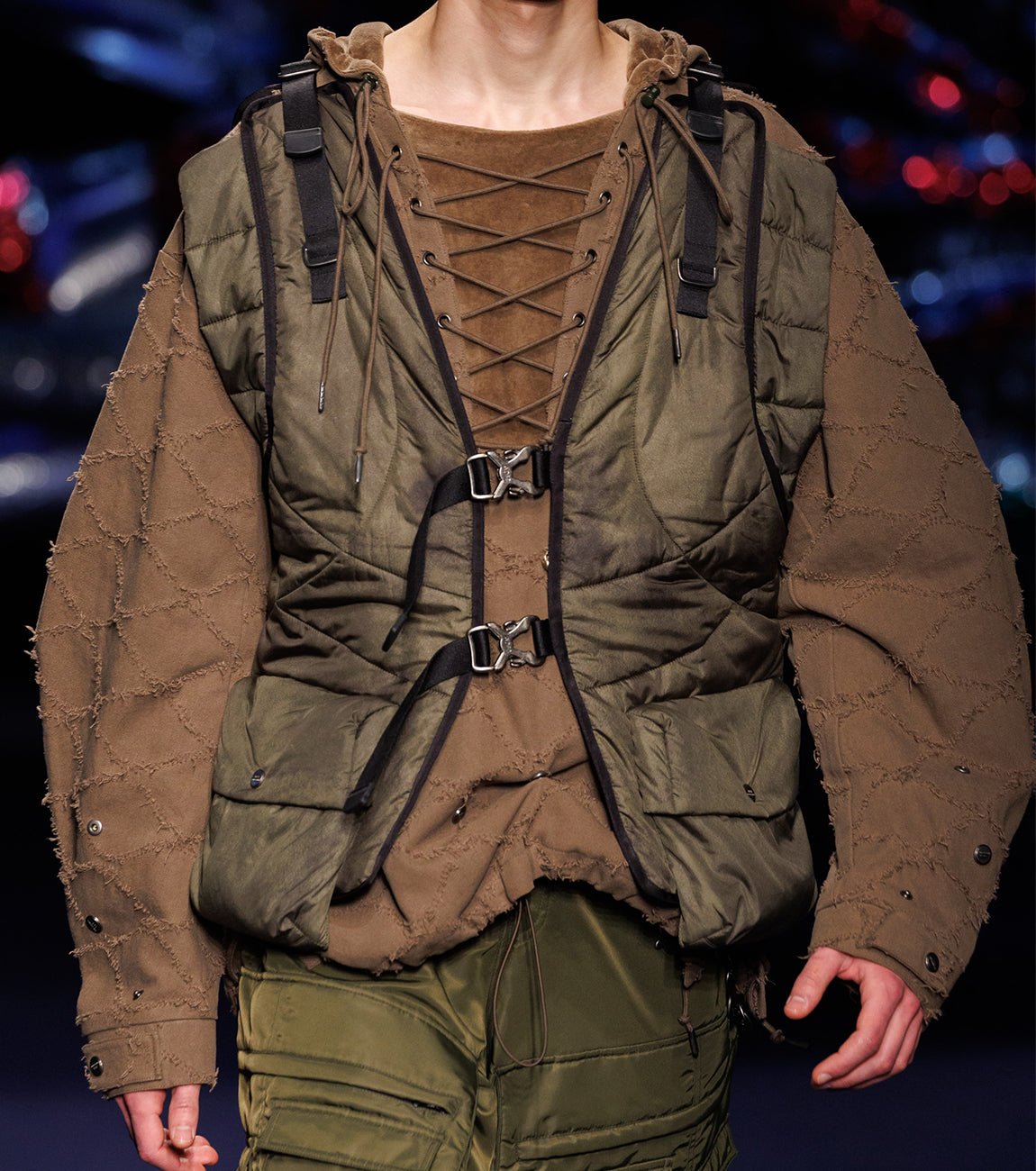 LACE-UP ANORAK HOODIE atb1141m(KHAKI)