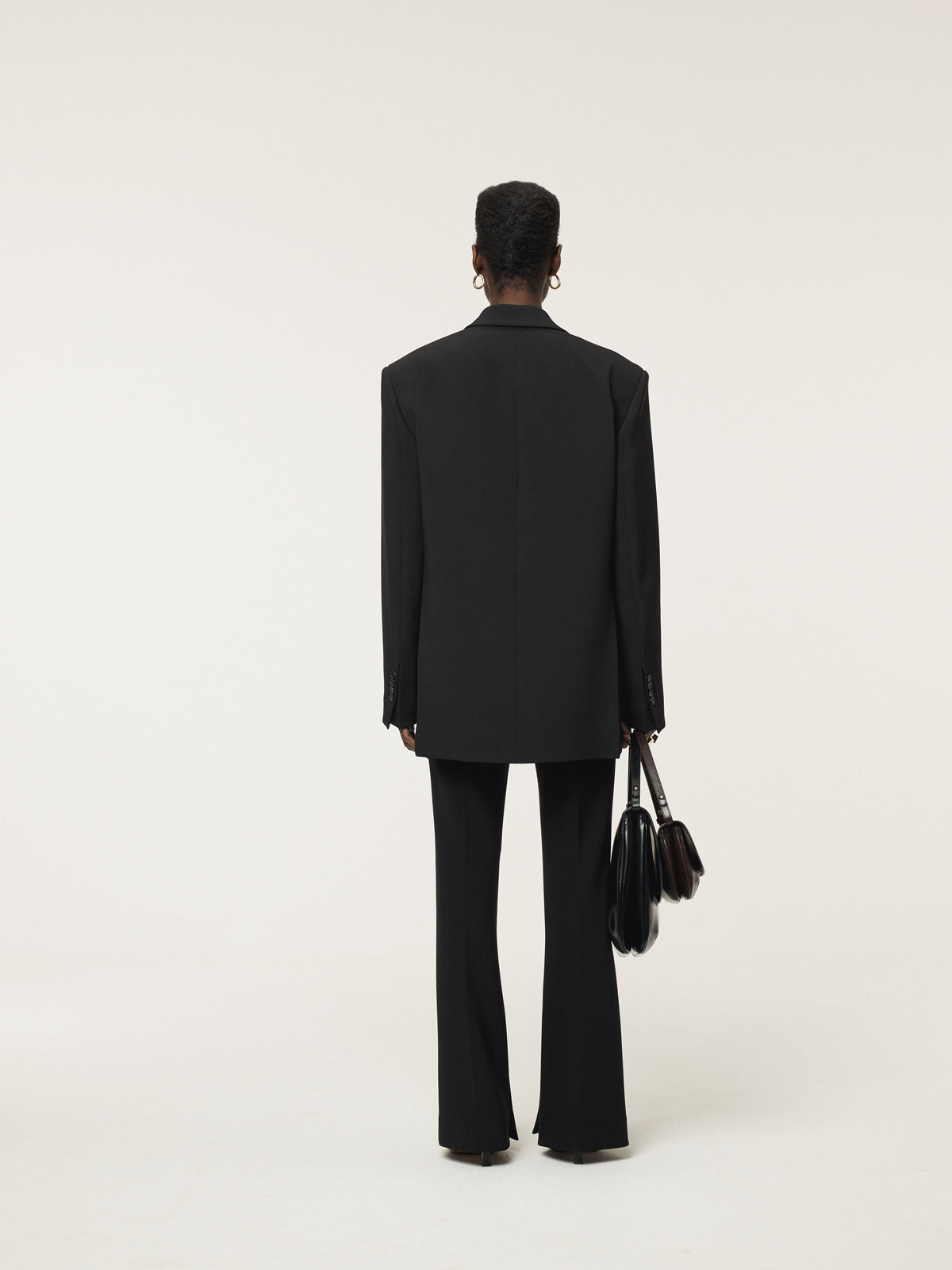 SIGNATURE SINGLE BREASTED JACKET (BLACK)