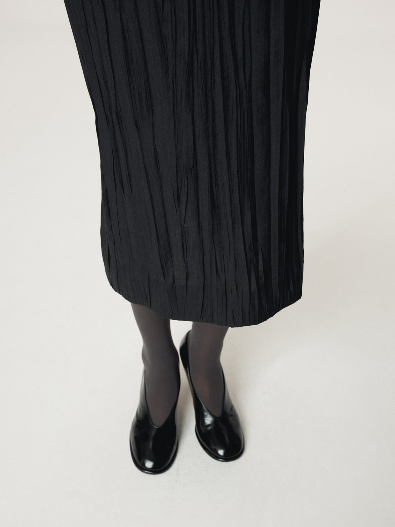 SOPHIE TIED-UP SLEEVE DRESS (BLACK)