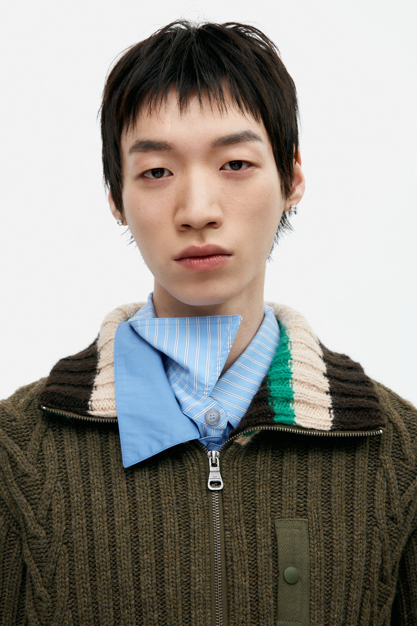 STRIPE HIGH-NECK ZIP-UP SWEATER atb1344m (KHAKI)