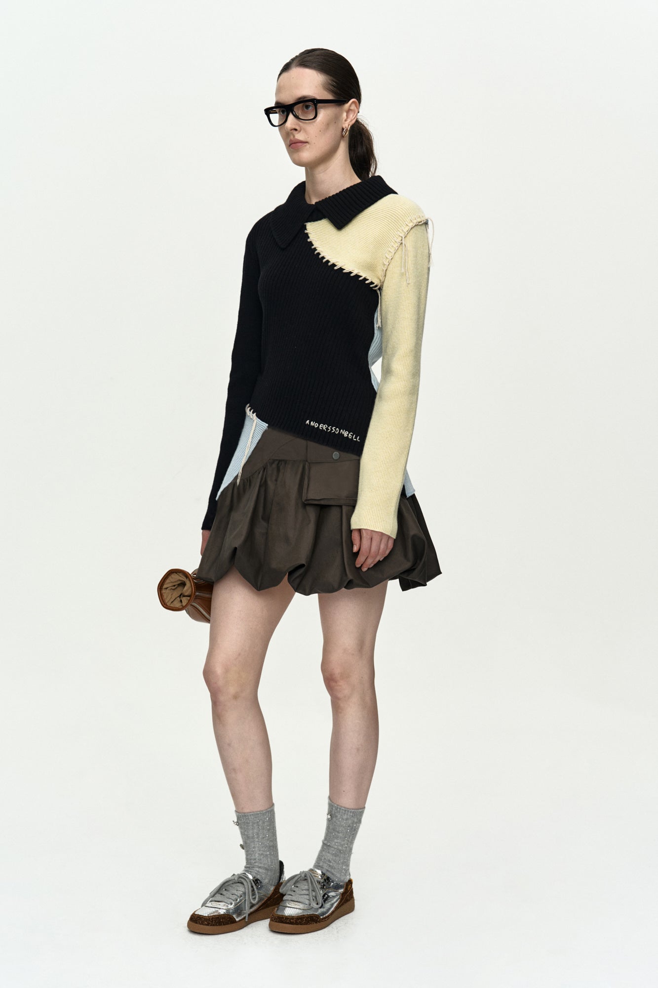 [3/3 Pre-order Delivery] ASYMMETRIC PANEL COLLAR SWEATER atb1476w (BLACK)