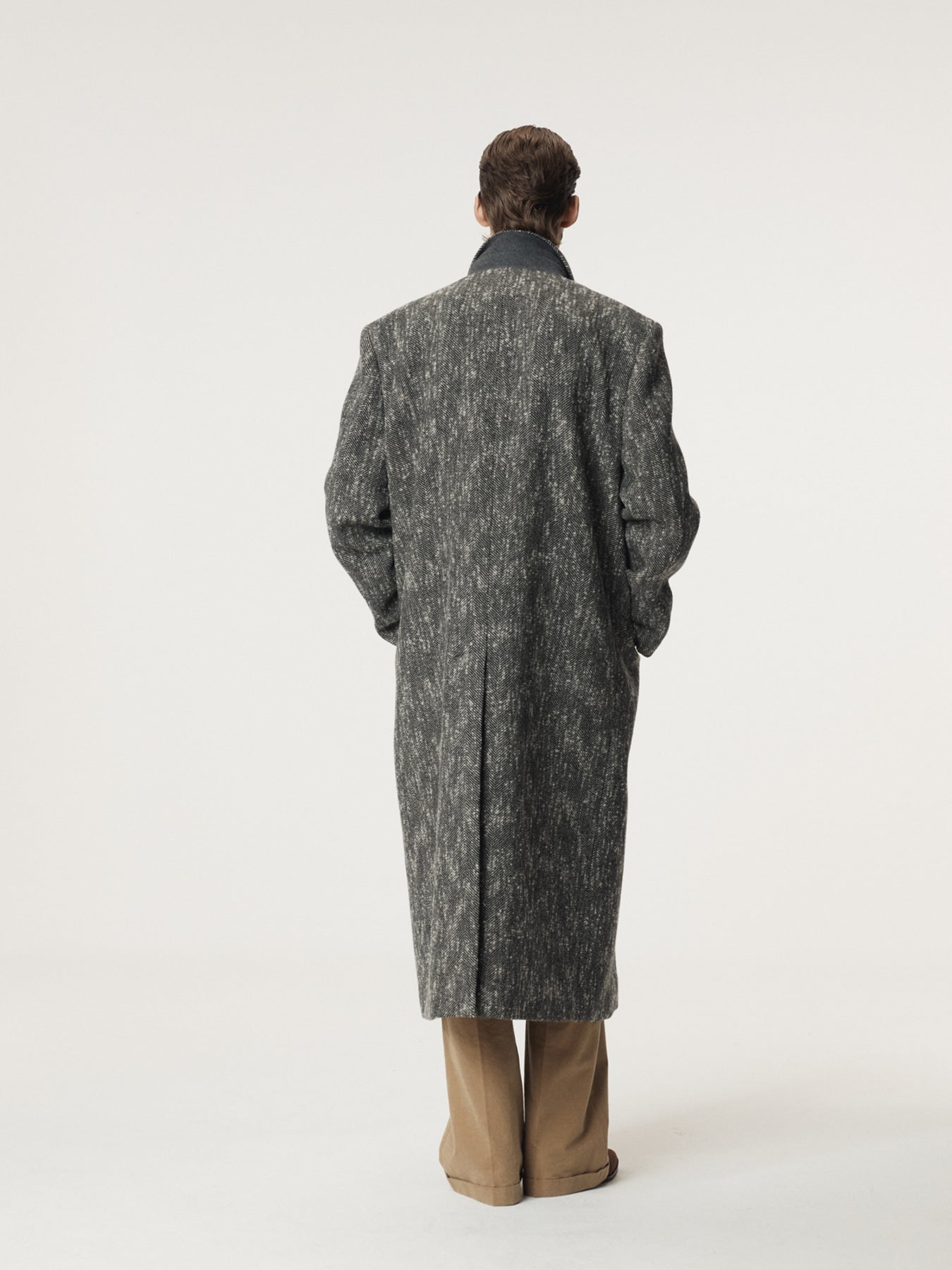 HERRINGBONE DOUBLE BREASTED COAT (BLACK)