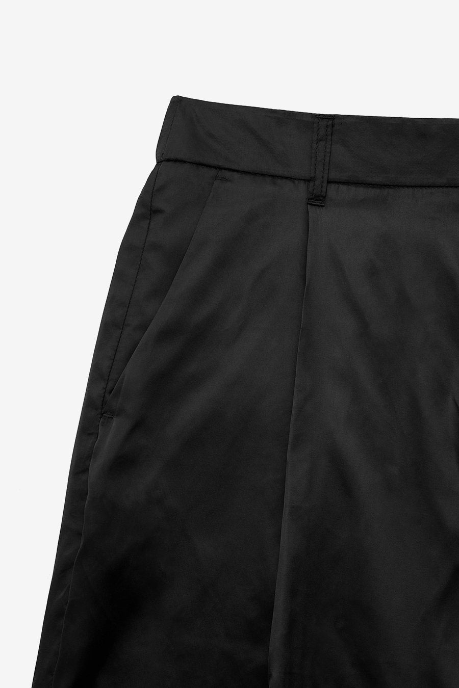Satin Bermuda Pants BLACK