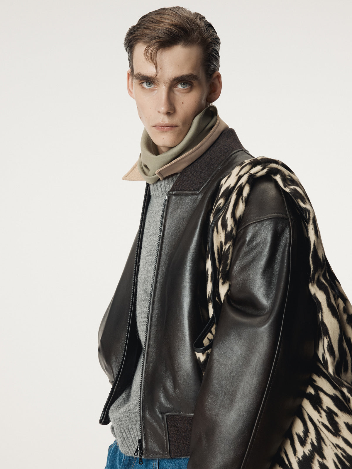 VINTAGE EFFECT LEATHER BOMBER (VINTAGE BROWN)