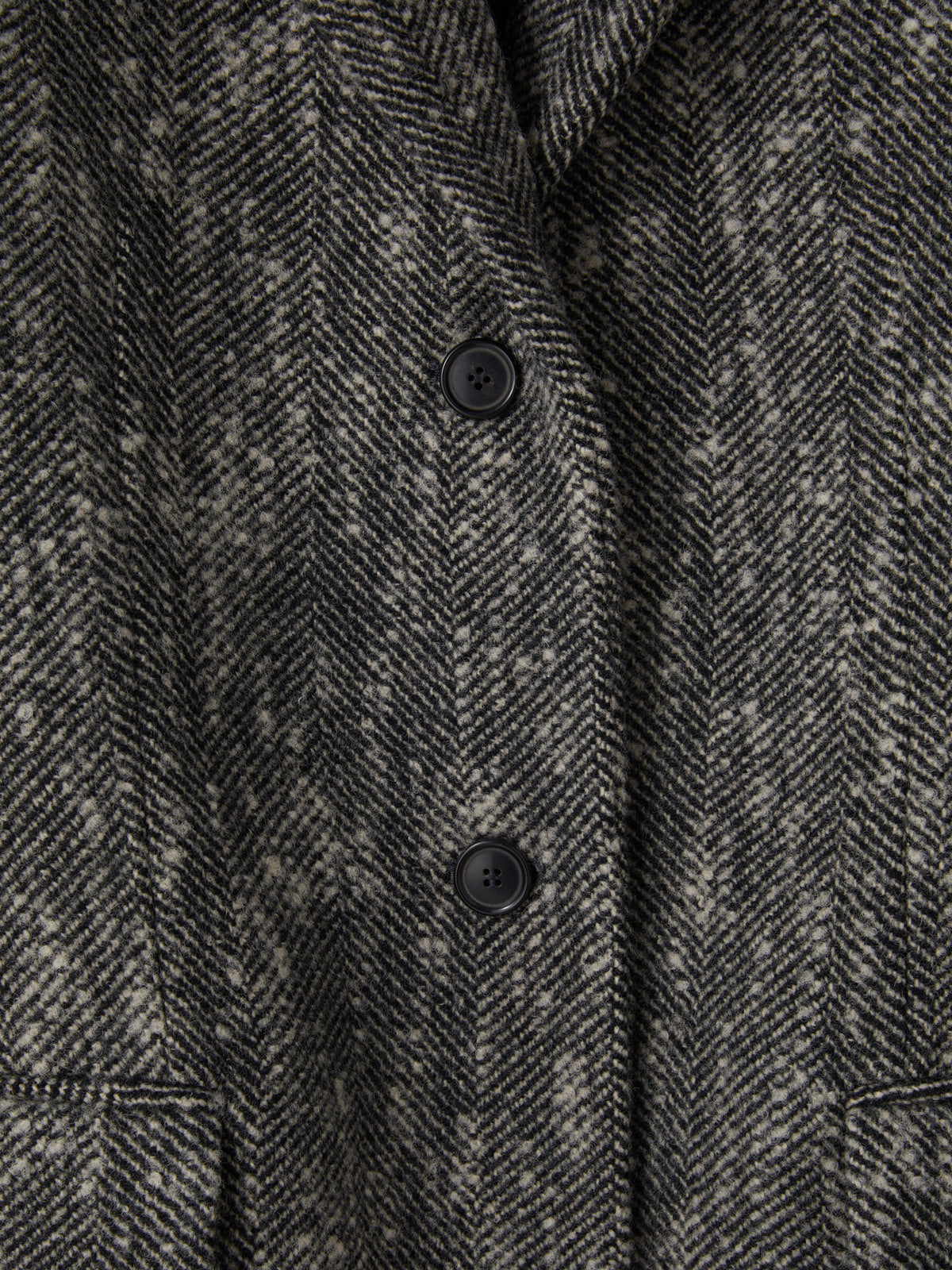 SLEEVE CREASE HERRINGBONE COAT (BLACK)
