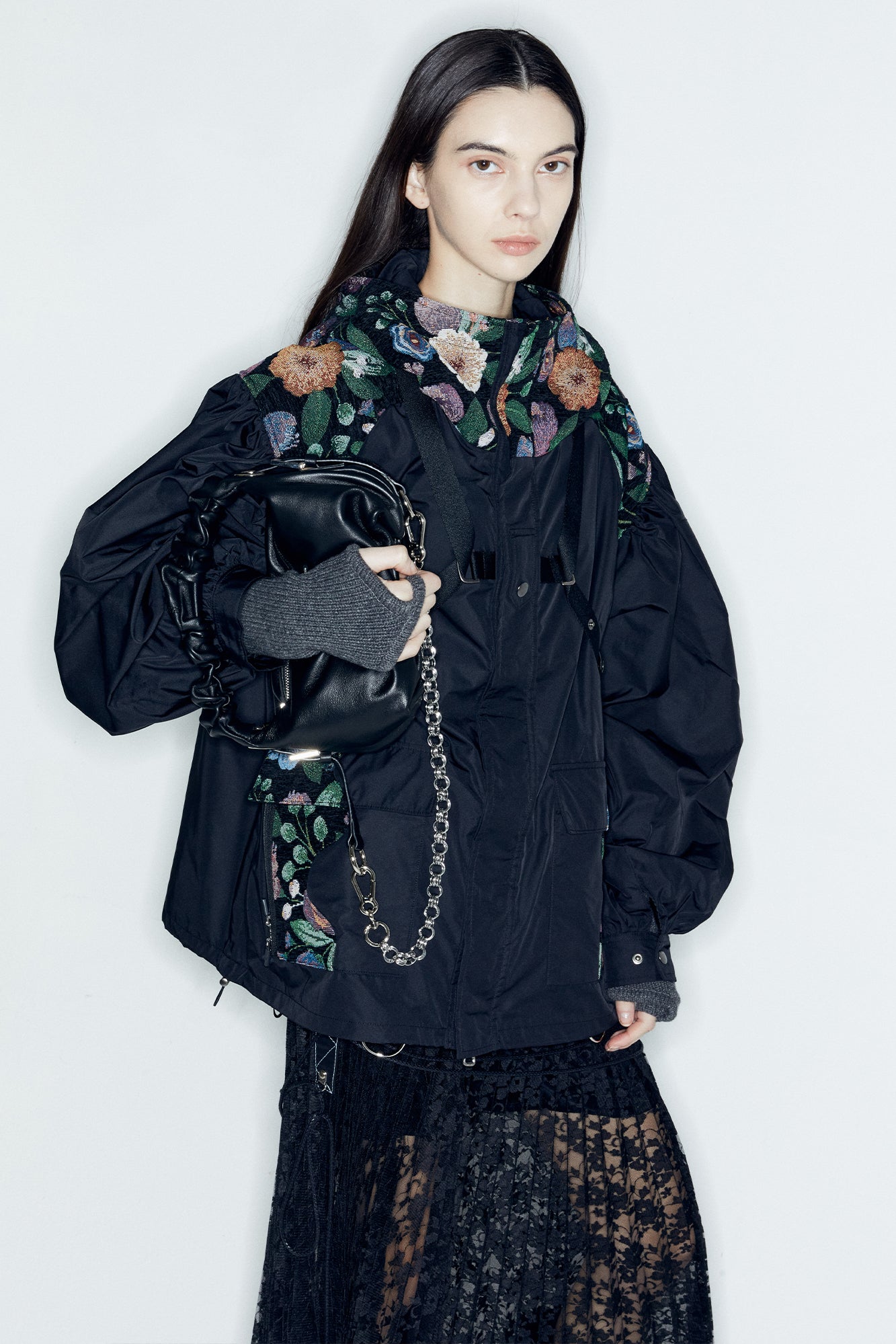 LACE COMBINATION PLEATS LONG SKIRT apa762w (BLACK)