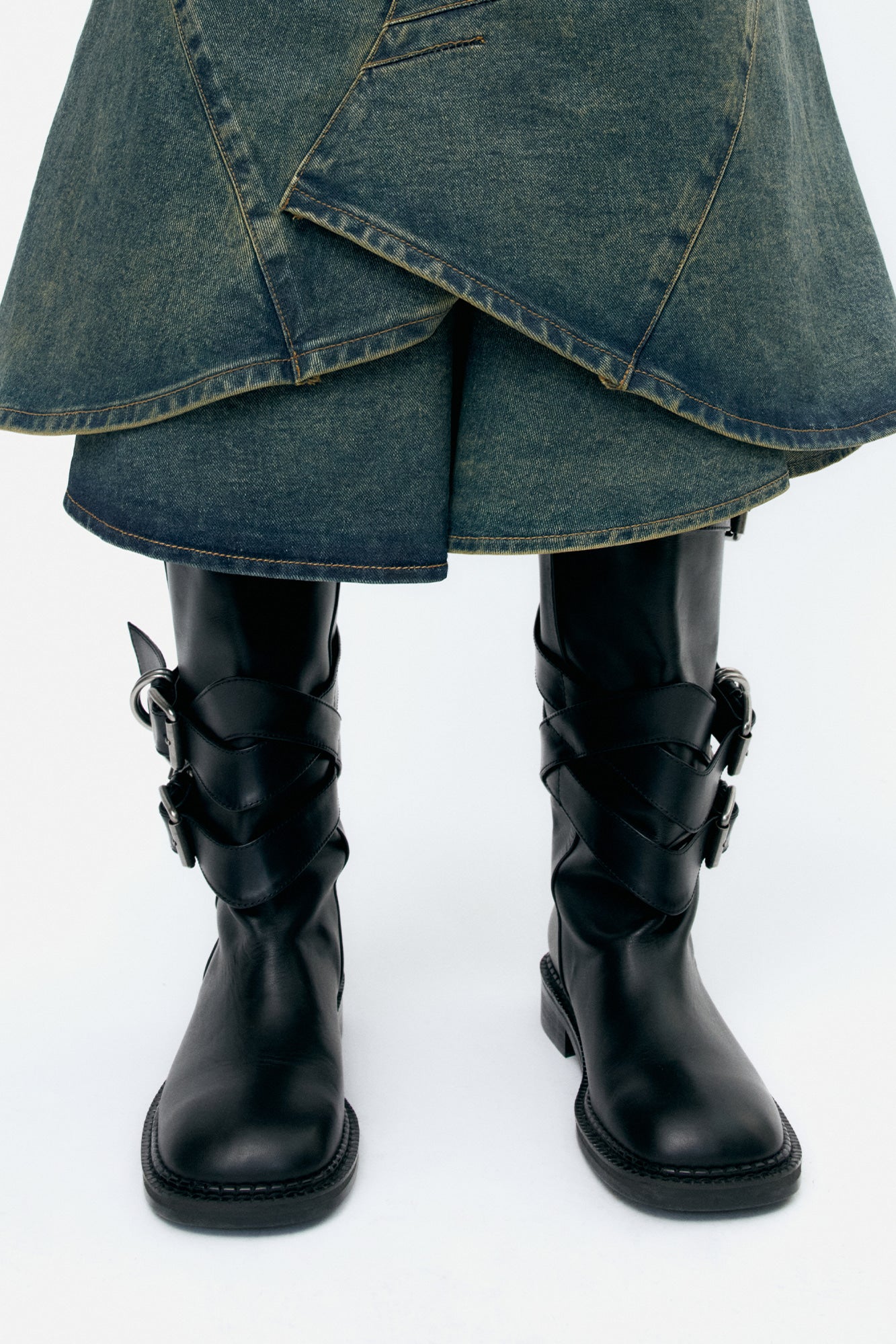 [Restock] LAYERED STRAP BOOTS aaa483w(BLACK)