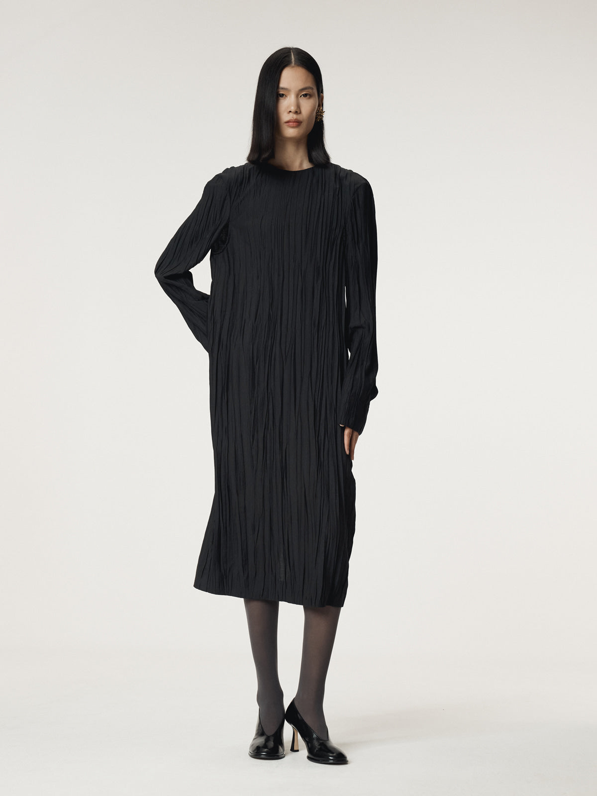SOPHIE TIED-UP SLEEVE DRESS (BLACK)