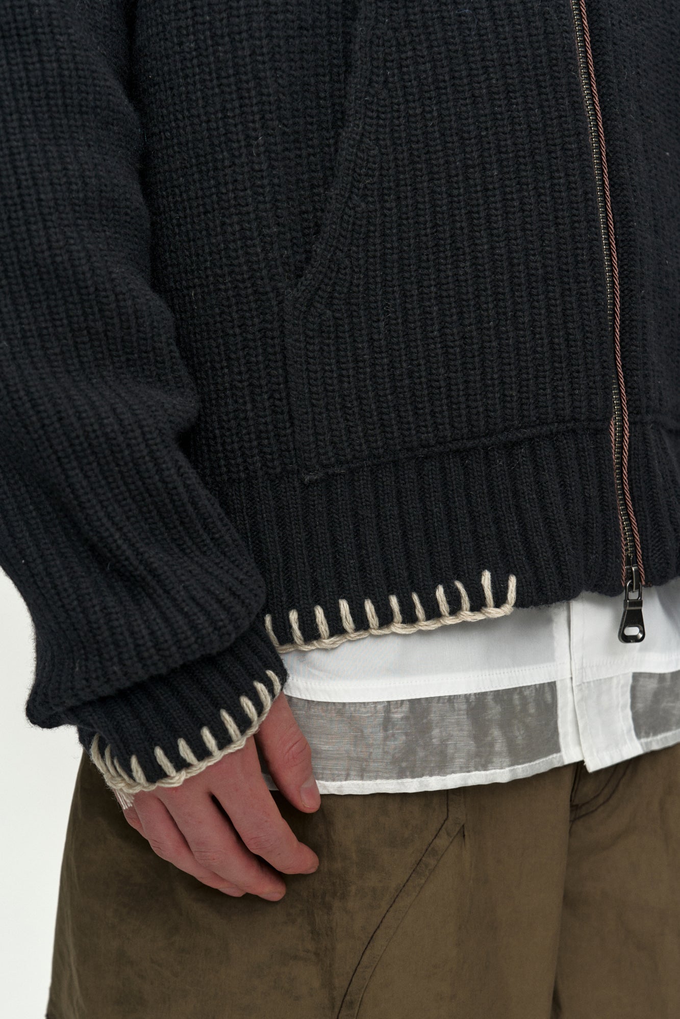 UNISEX HEART LOGO HOOD ZIP-UP SWEATER atb1420u (BLACK)