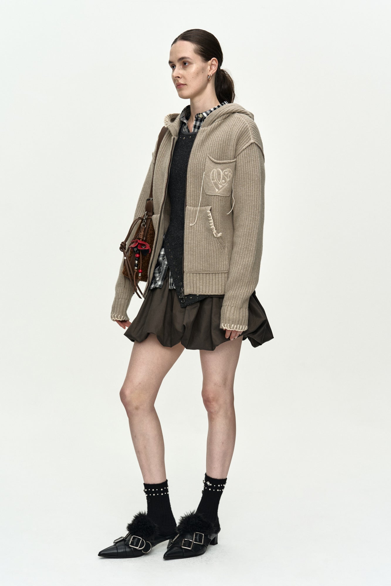 UNISEX HEART LOGO HOOD ZIP-UP SWEATER atb1420u(BEIGE)