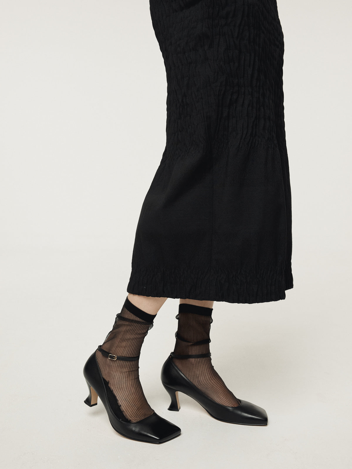 WAVE JACQUARD DRESS (BLACK)