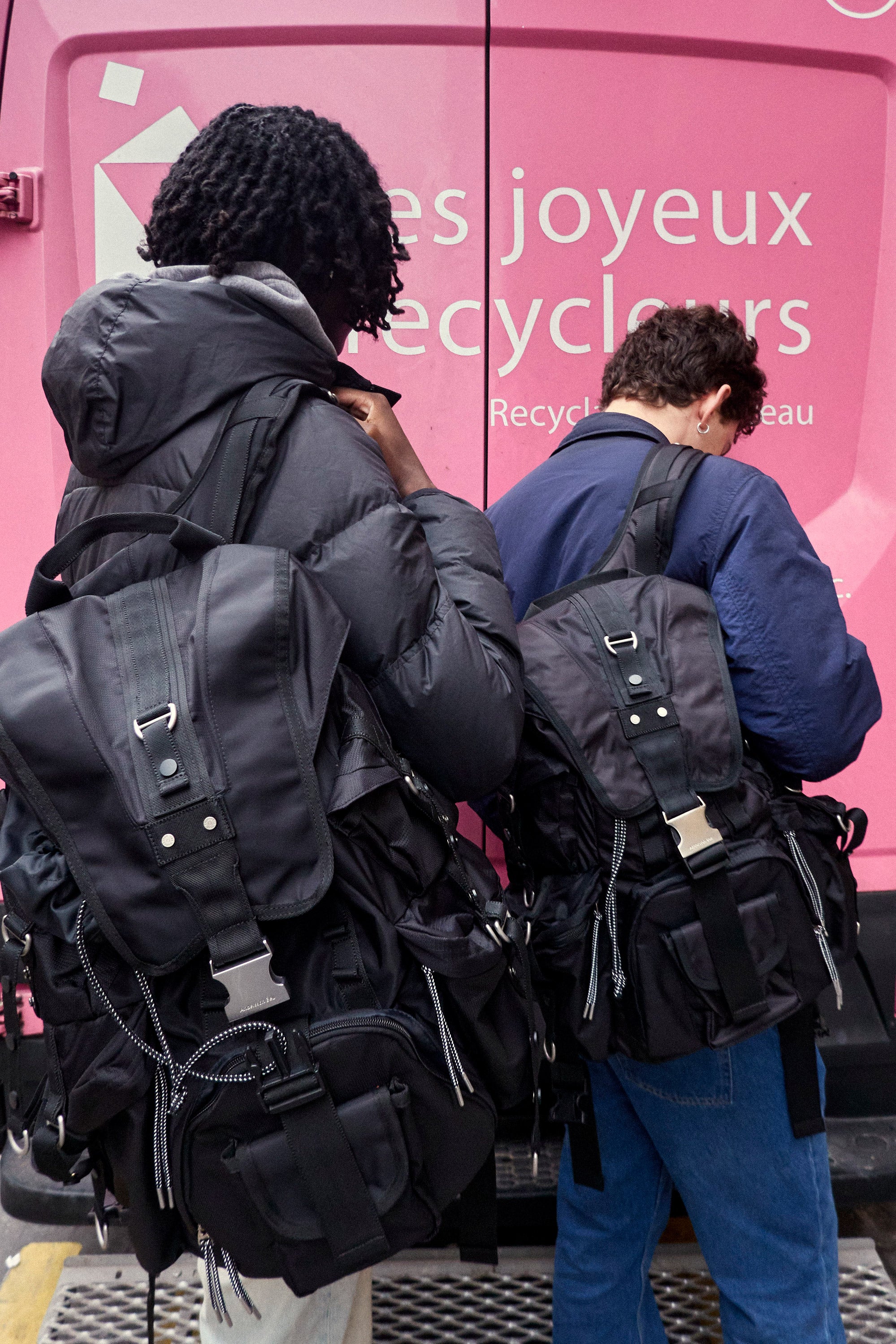 UNISEX TECHNICAL SMALL BERLIN BACKPACK aaa425u (BLACK)