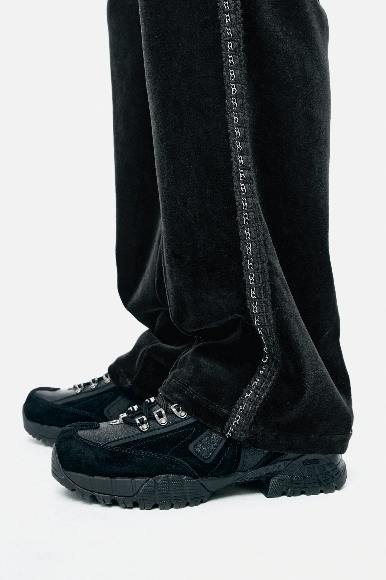 UNISEX VERONA TRAINER aaa496u(BLACK)