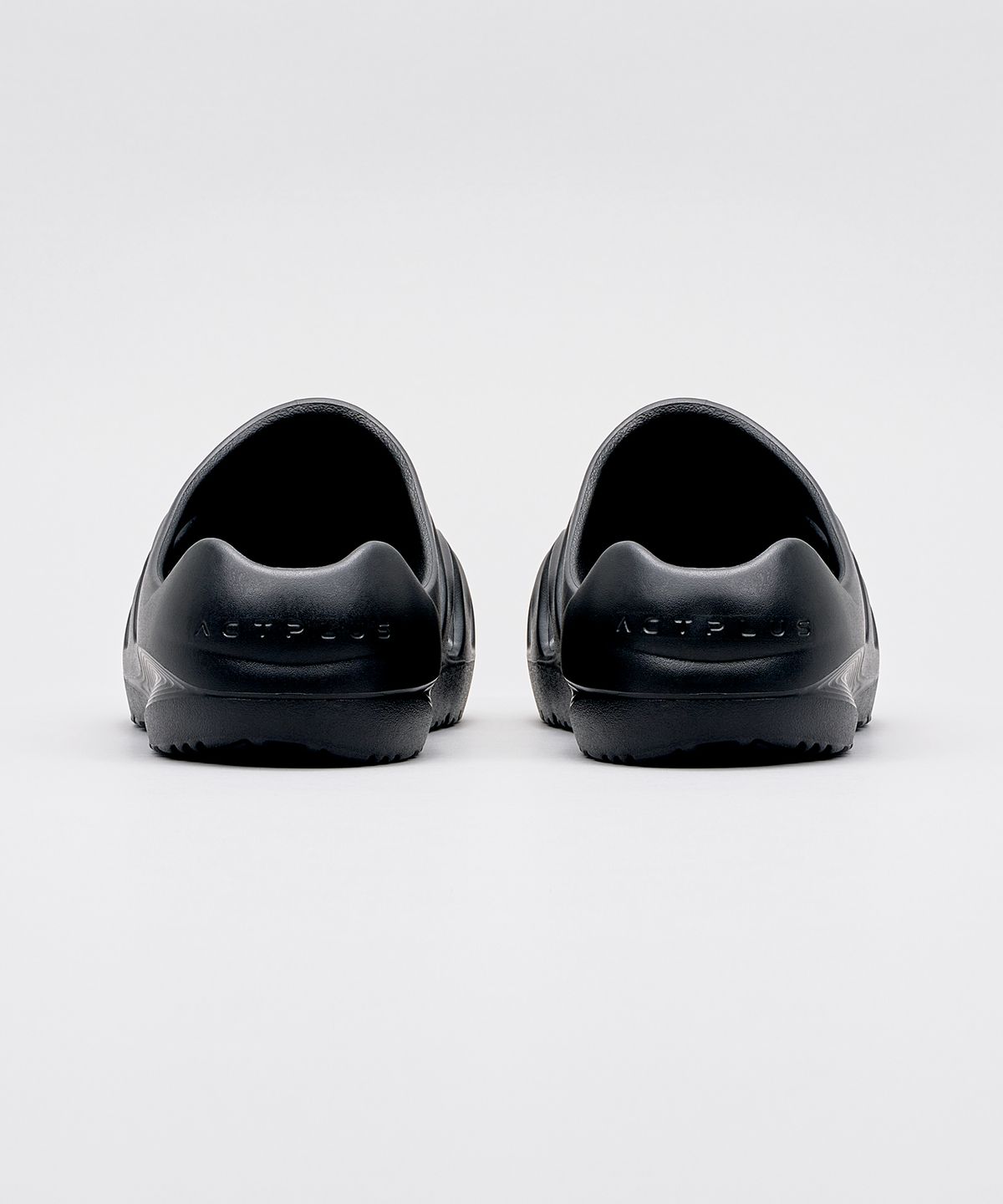 Actplus Alignplus Hydro Blip-On True Black
