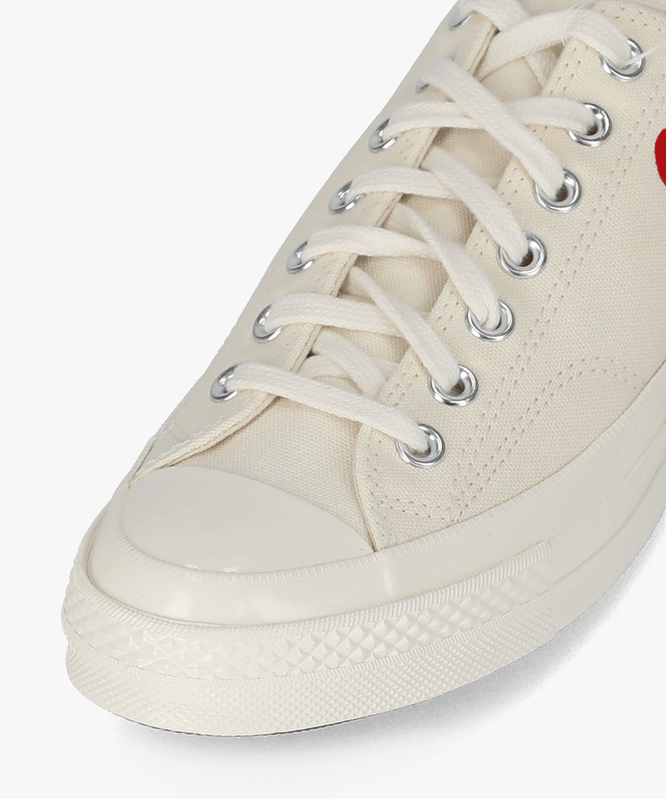 Converse Small Red Heart Low Top Sneakers - Beige