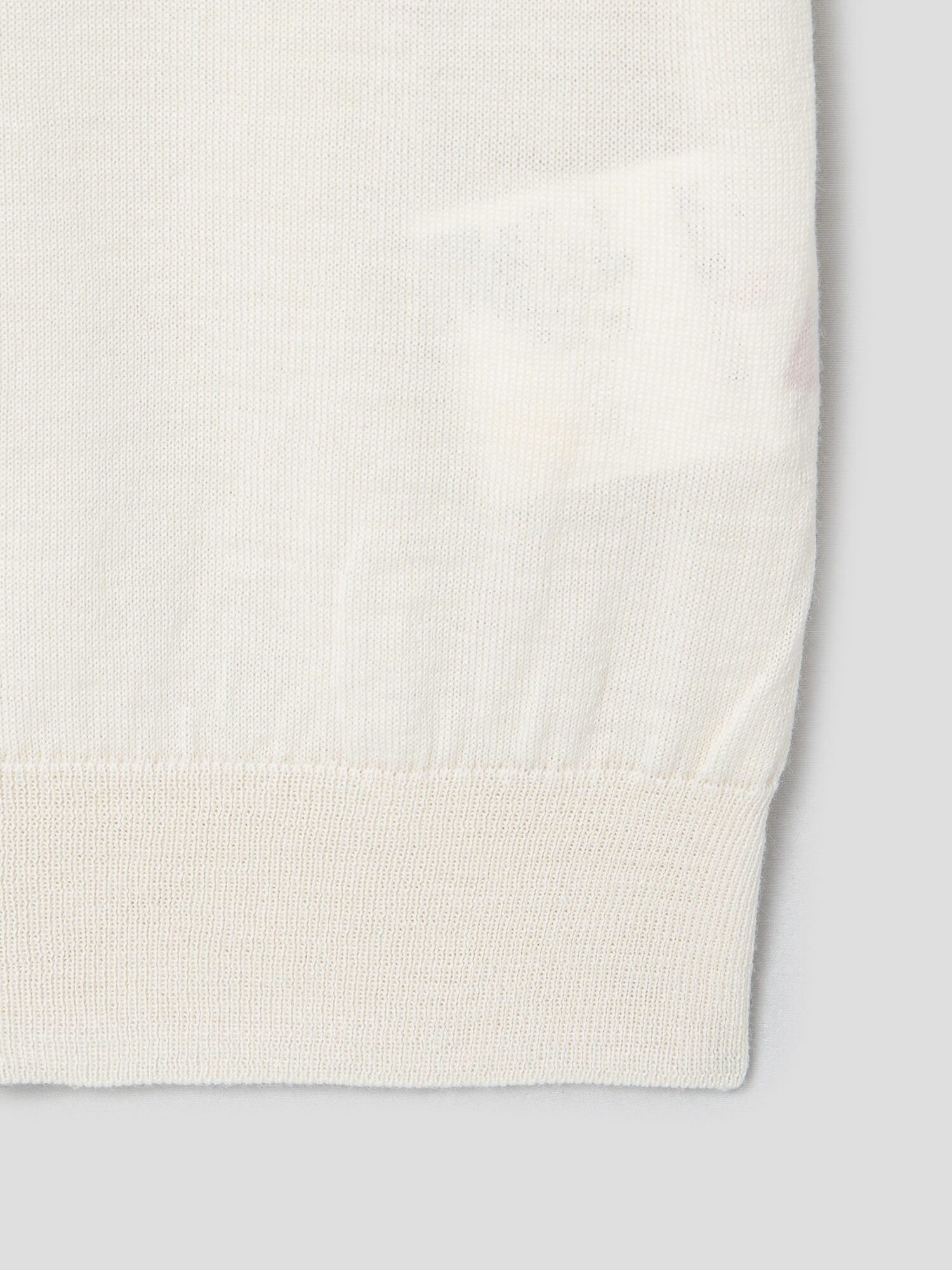 PLAY COMME DES GARCONS (Unisex) Red Heart Wappen Short Sleeve Cardigan-White